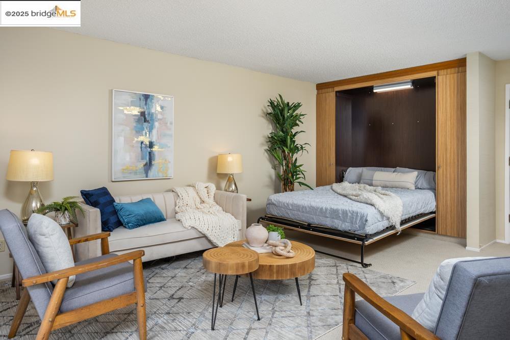 Front Image Thumbnail for EB41117452