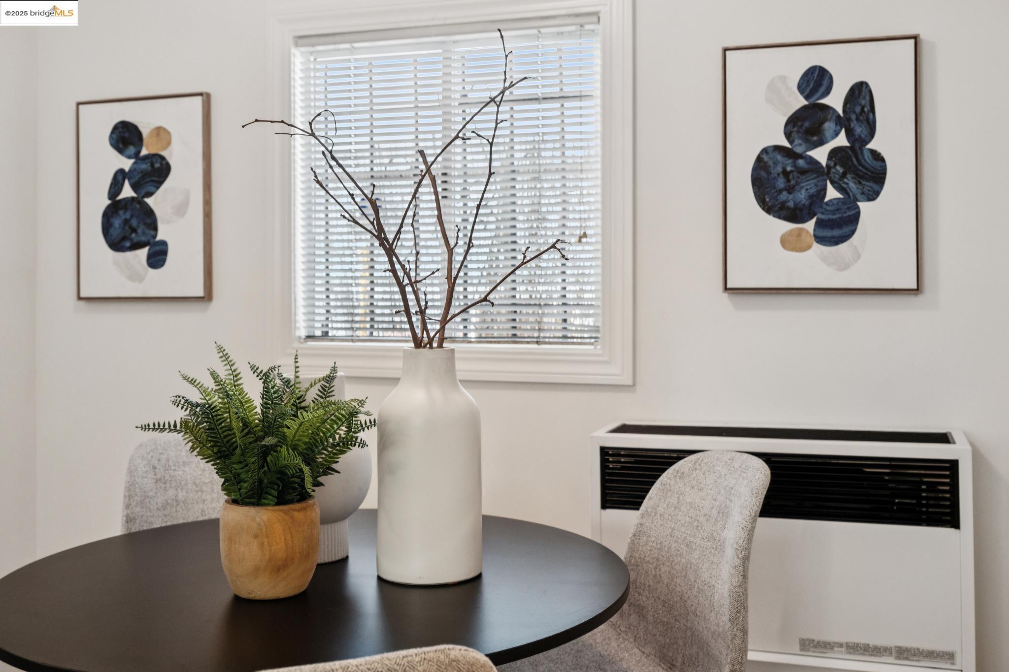 Detail Gallery Image 13 of 46 For 1420 E 33rd St, Oakland,  CA 94602 - 3 Beds | 1 Baths