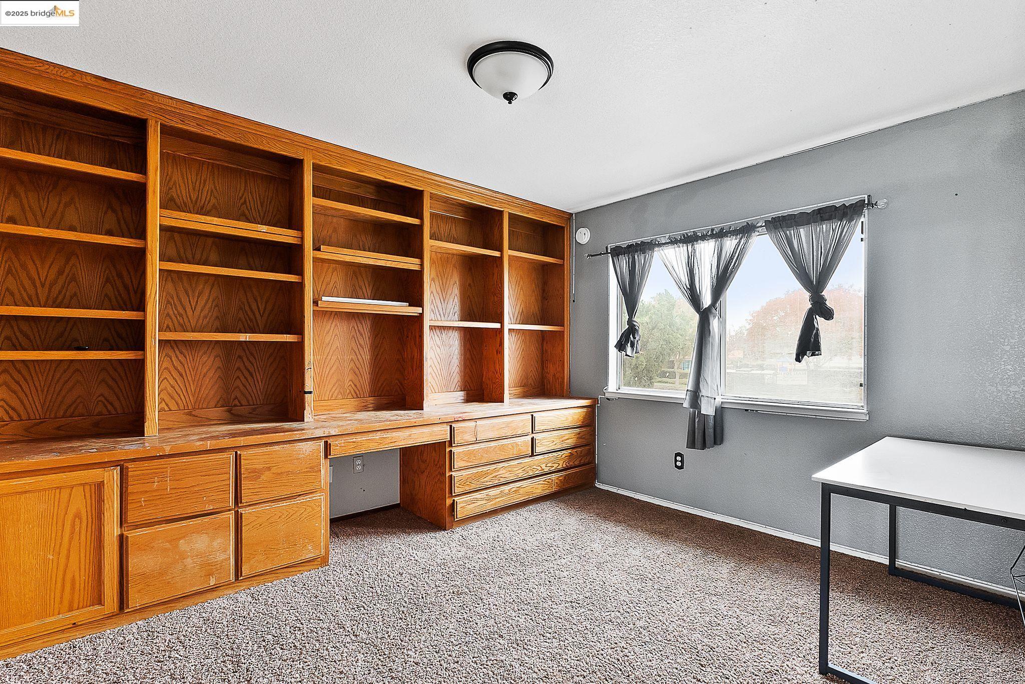 Detail Gallery Image 19 of 35 For 1974 Paradise Valley Ct, Tracy,  CA 95376 - 3 Beds | 2/1 Baths