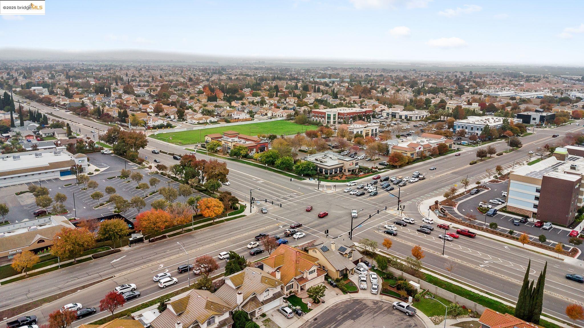 Detail Gallery Image 33 of 35 For 1974 Paradise Valley Ct, Tracy,  CA 95376 - 3 Beds | 2/1 Baths