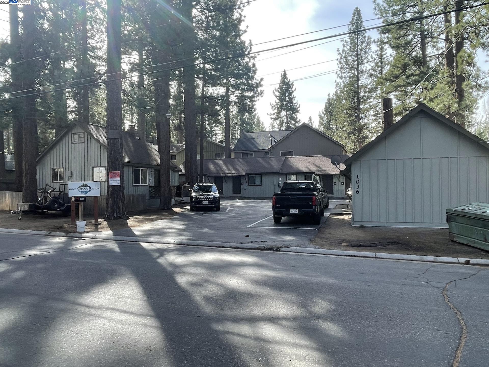 1036 Moss Rd, South Lake Tahoe, CA, 96150