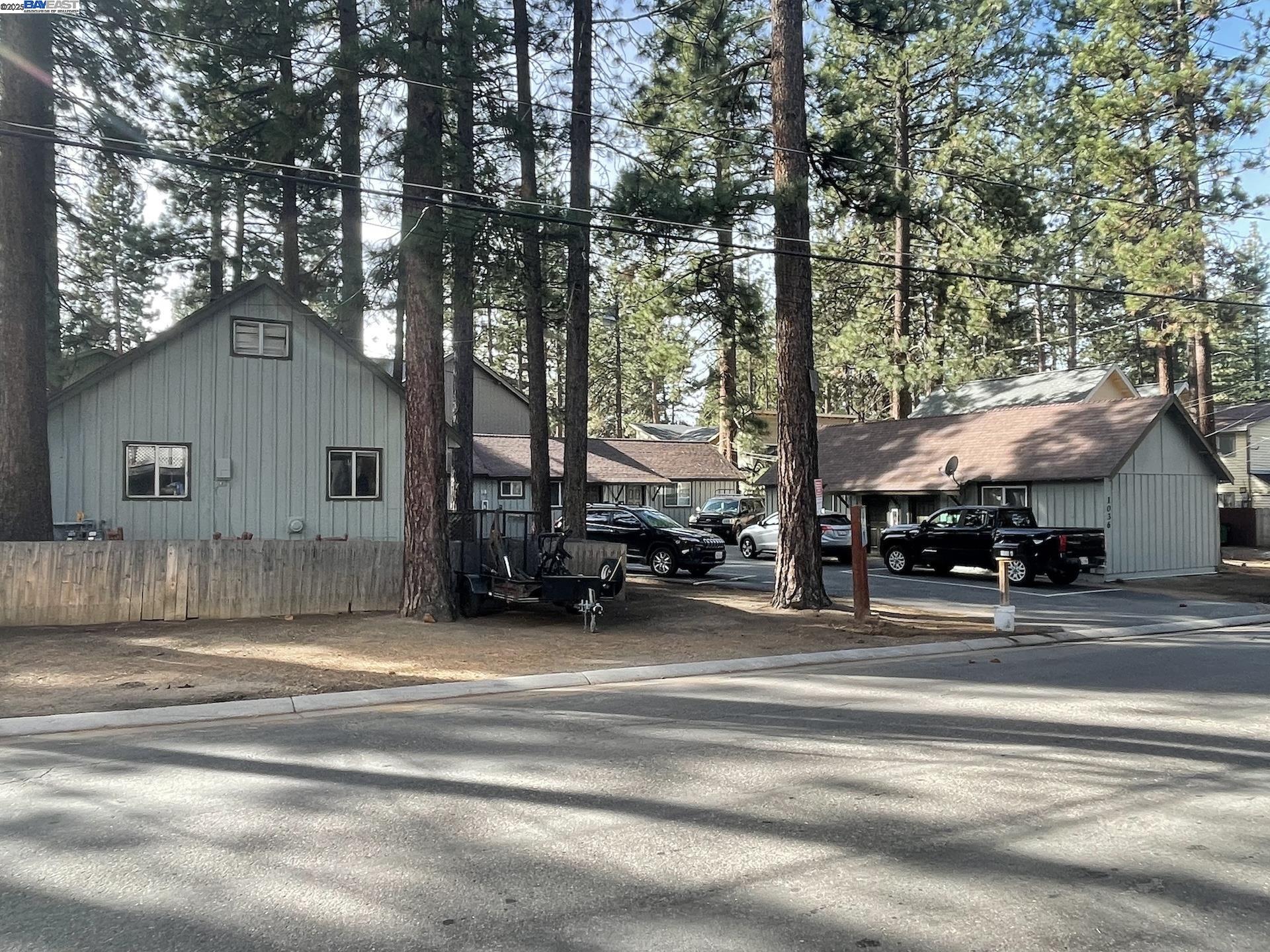 1036 Moss Rd, South Lake Tahoe, CA, 96150