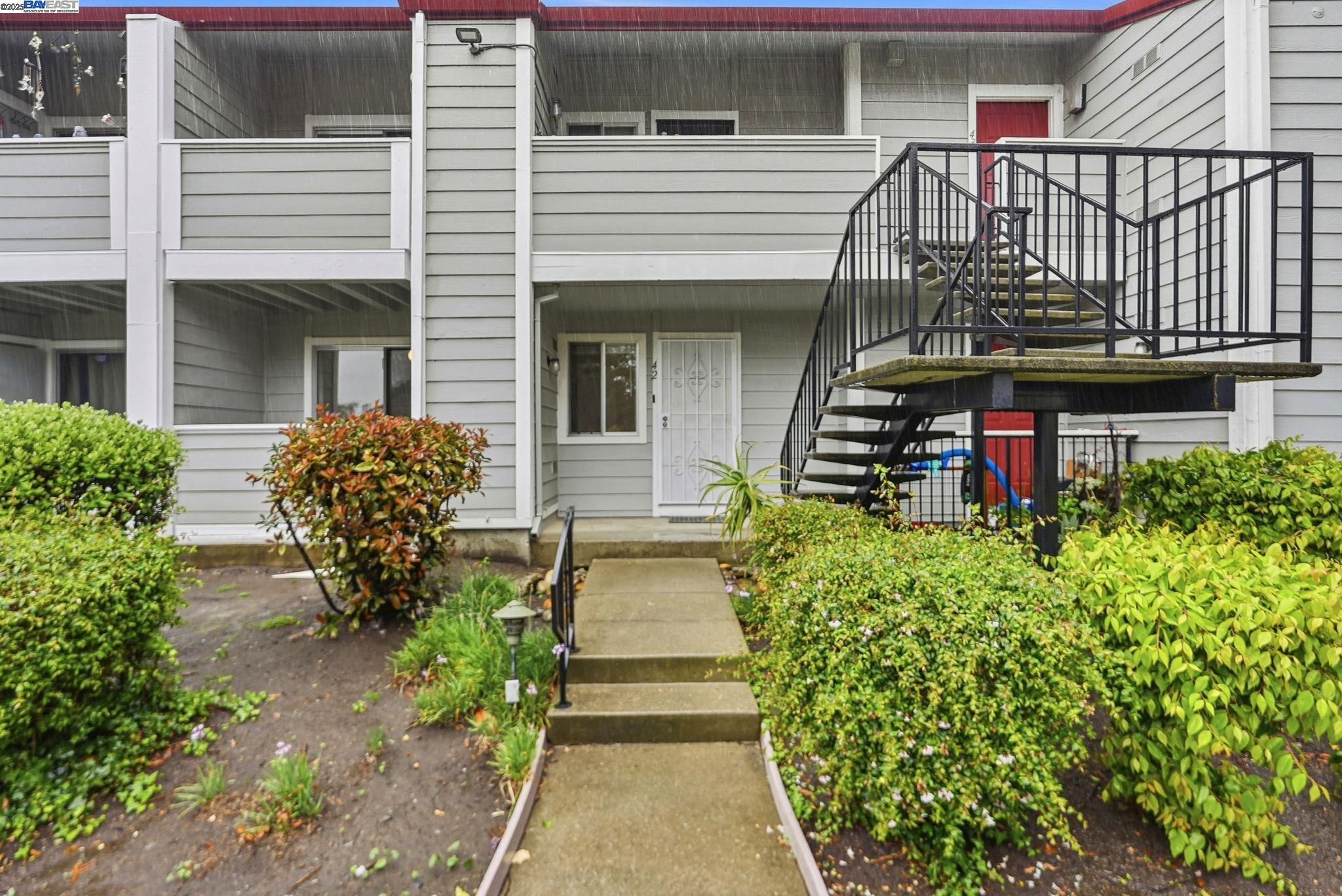 Front Image Thumbnail for BE41117609