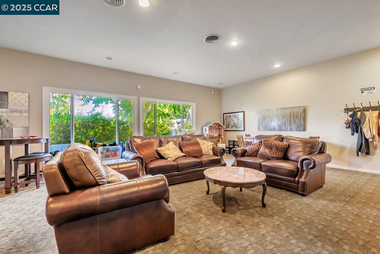 Photo #34: 41117611 Listing: Photo #34