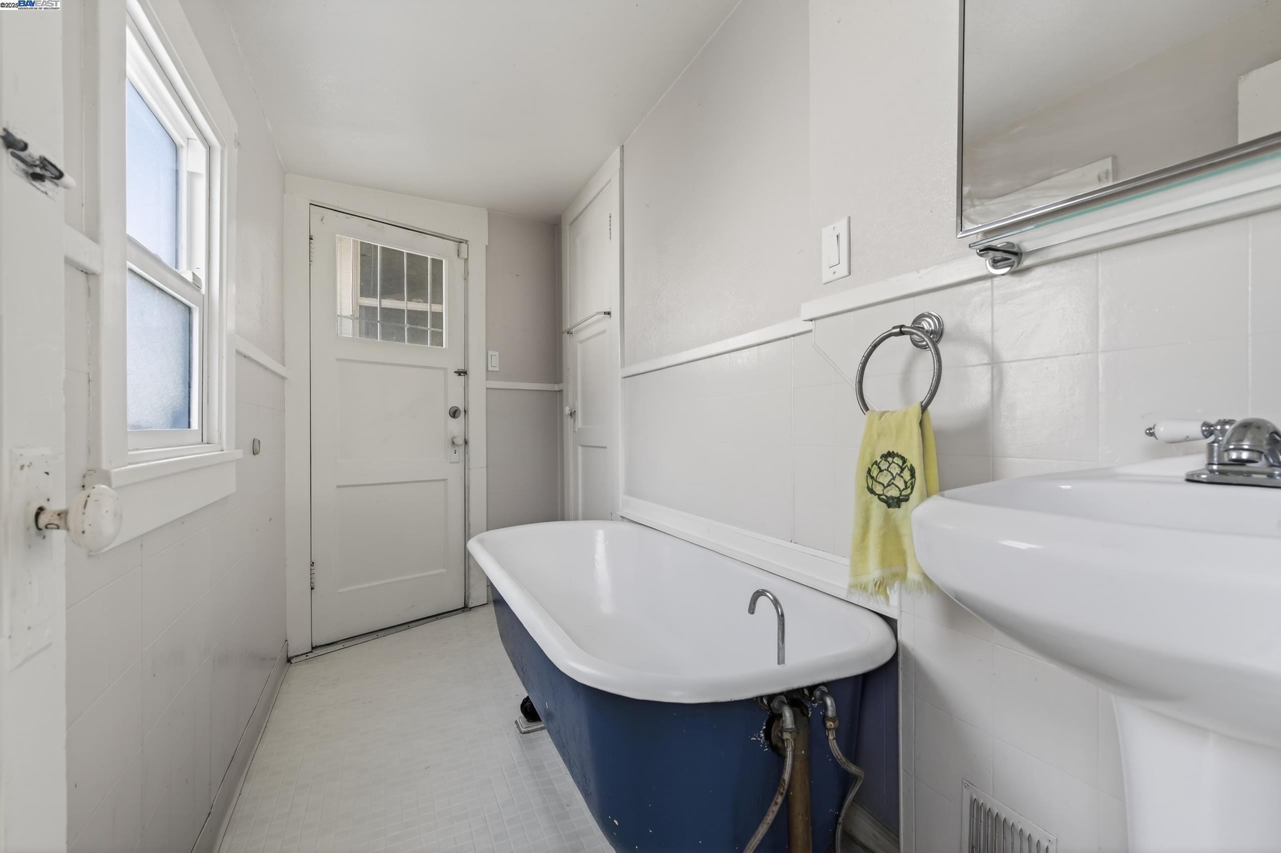 1011 11Th St, Oakland, CA, 94606