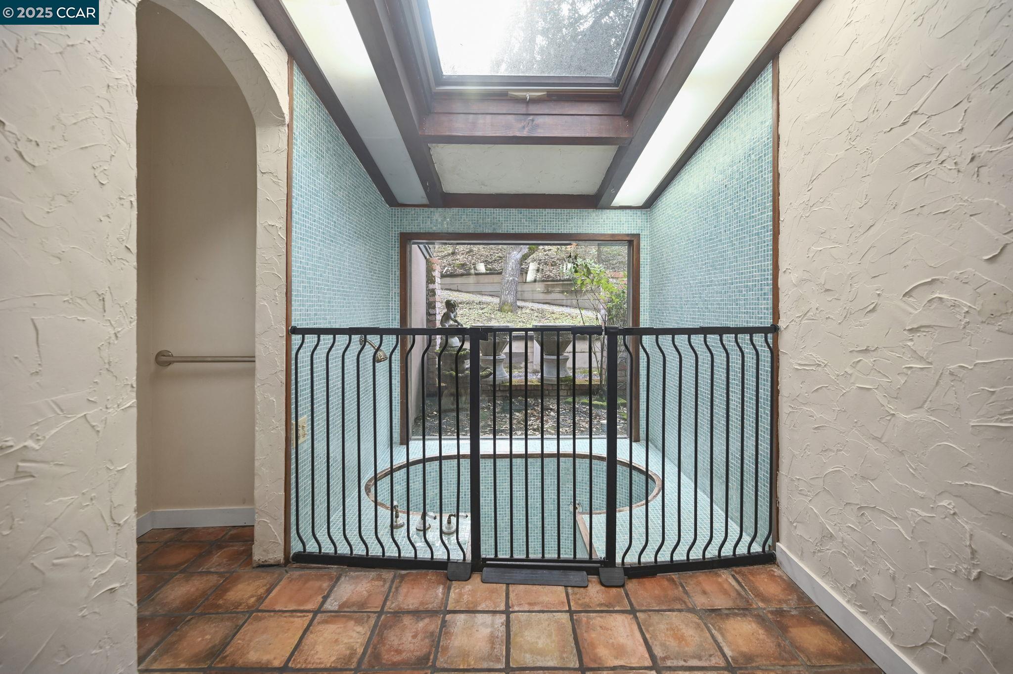 Detail Gallery Image 23 of 42 For 230 Moraga Way, Orinda,  CA 94563-3837 - 3 Beds | 3 Baths