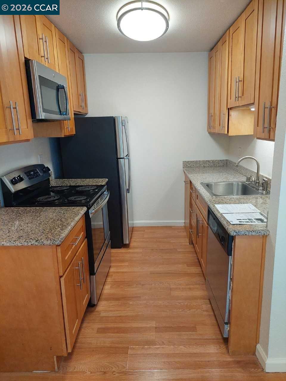 Detail Gallery Image 5 of 5 For 124 Benson Ave, Vallejo,  CA 94590 - 2 Beds | 1 Baths