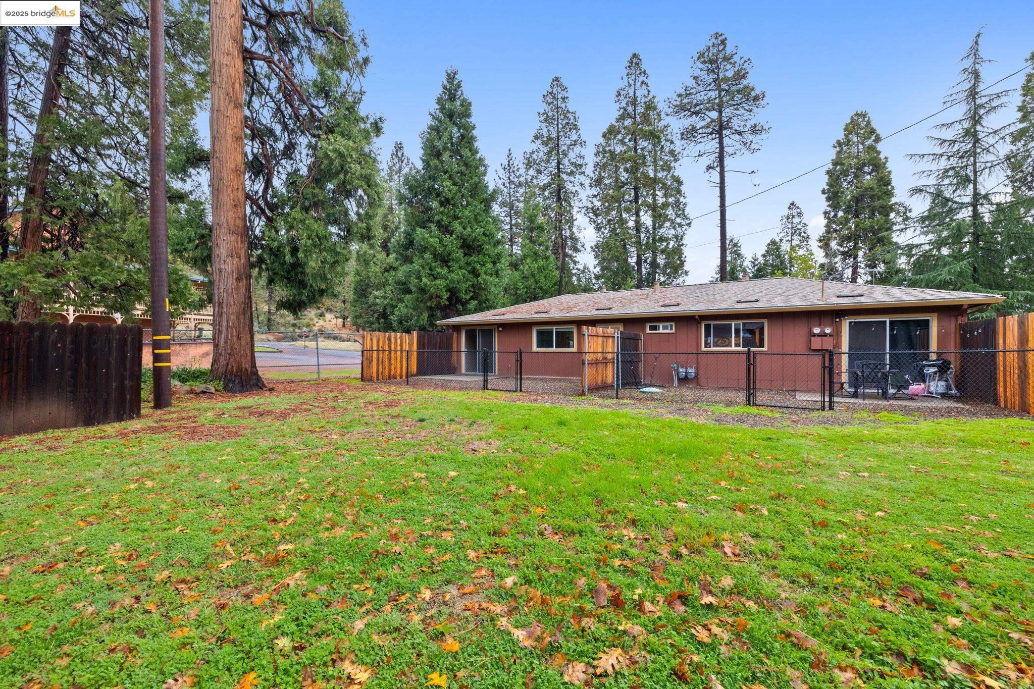 17943 Plateau, Sonora CA 95370 — photo 3