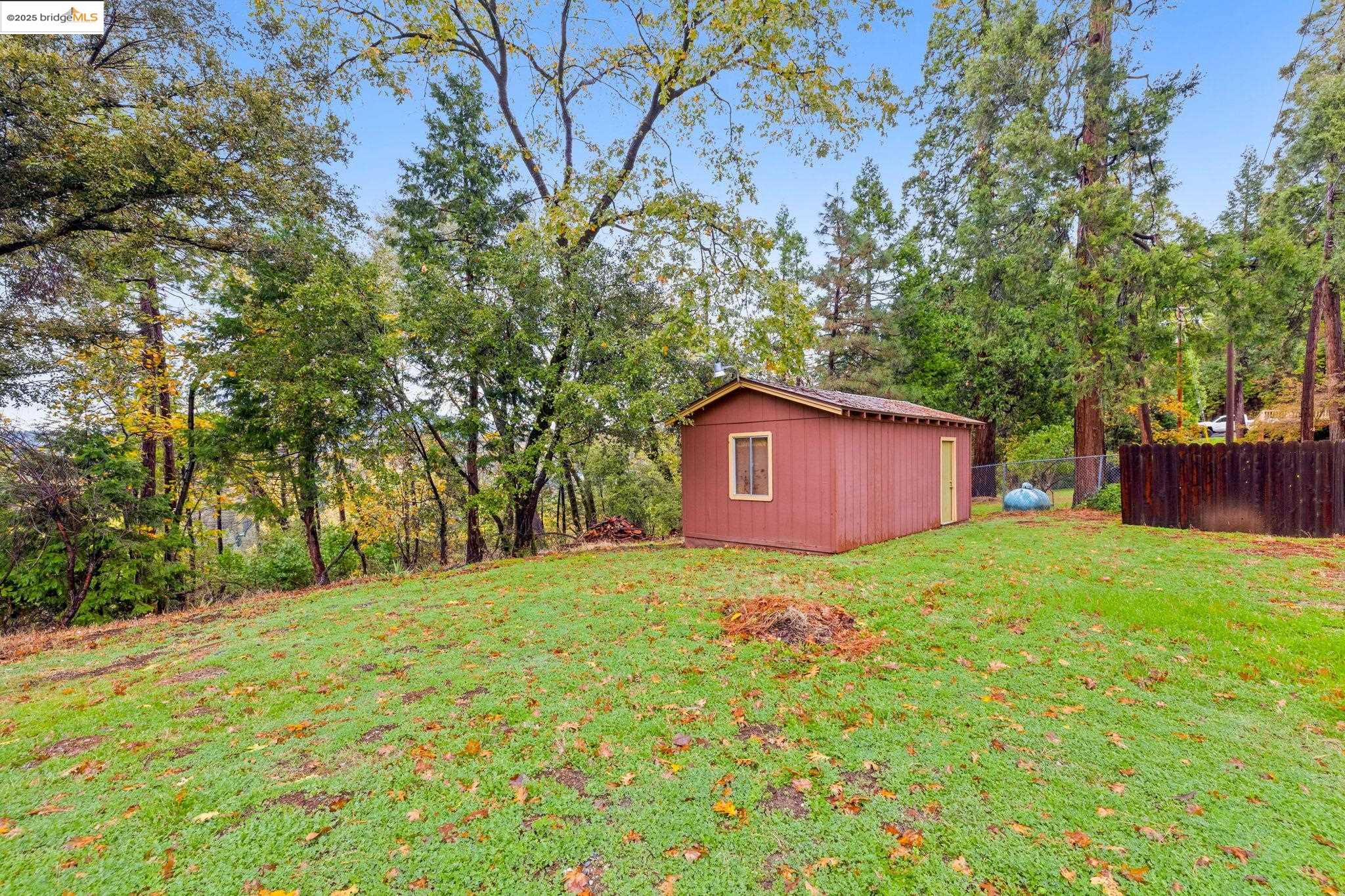 17943 Plateau, Sonora CA 95370 — photo 10