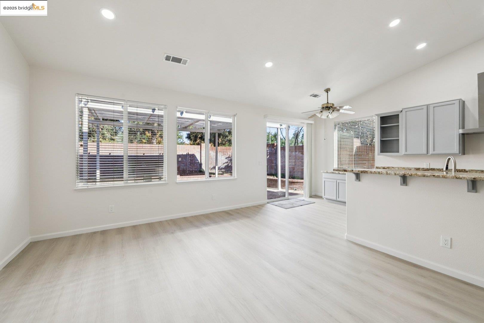 711 Thompsons DR, Brentwood, CA, 94513