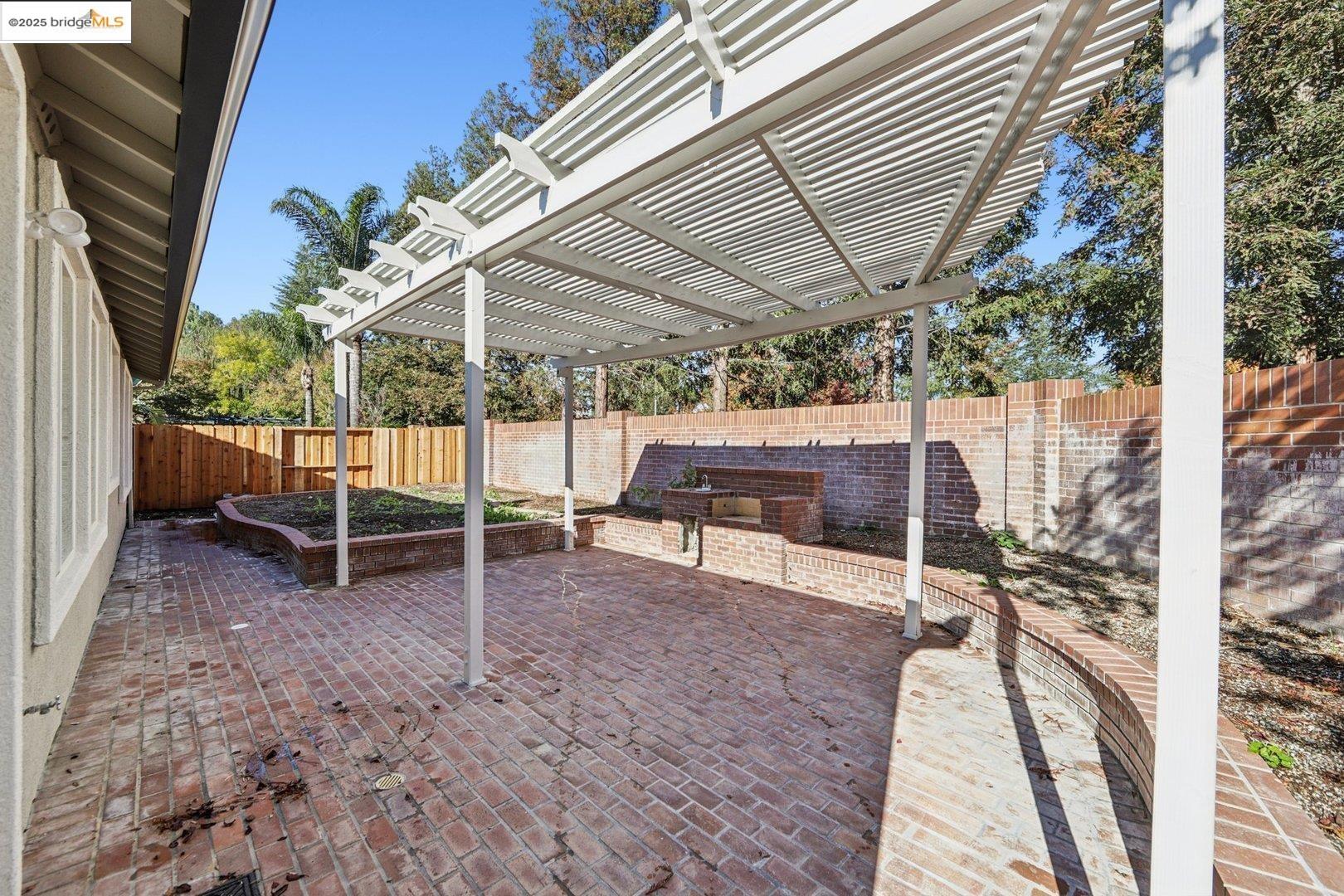 711 Thompsons DR, Brentwood, CA, 94513