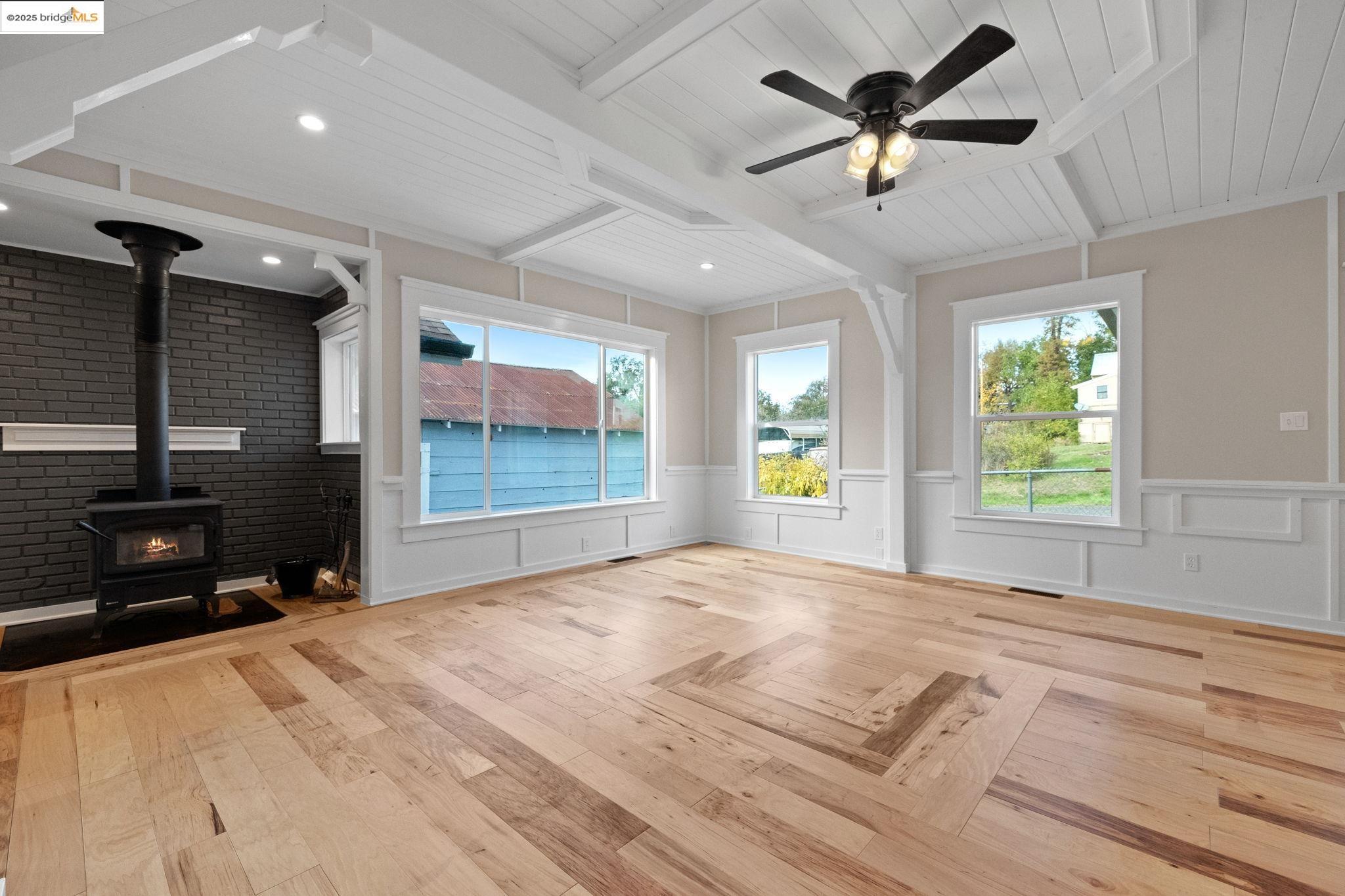 Detail Gallery Image 13 of 32 For 18527 Crocker, Tuolumne,  CA 95379 - 4 Beds | 2 Baths