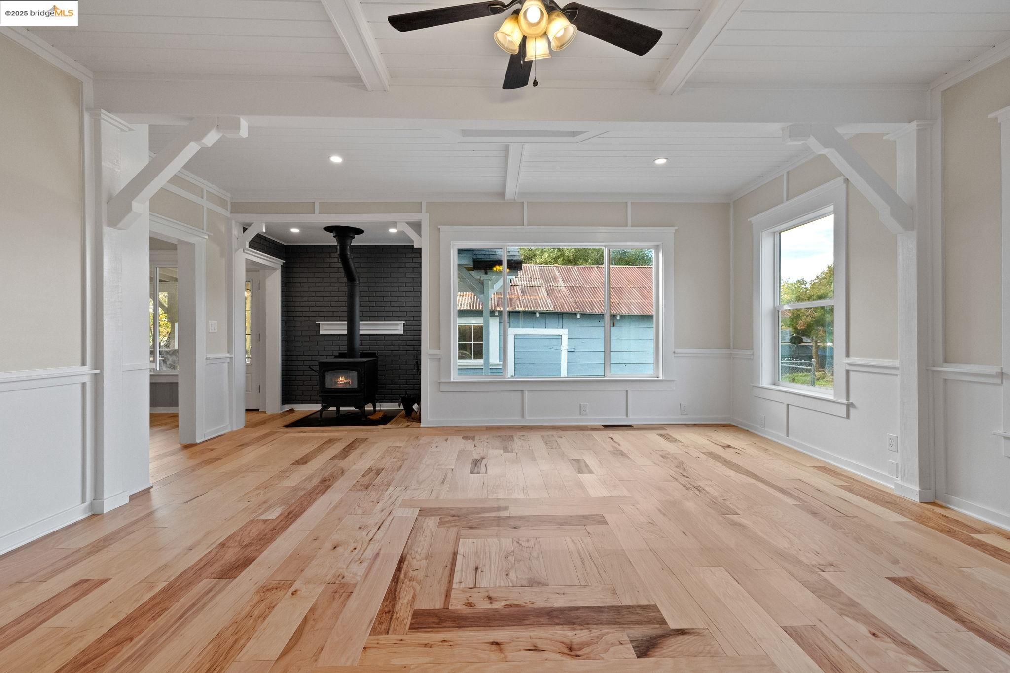 Detail Gallery Image 14 of 32 For 18527 Crocker, Tuolumne,  CA 95379 - 4 Beds | 2 Baths