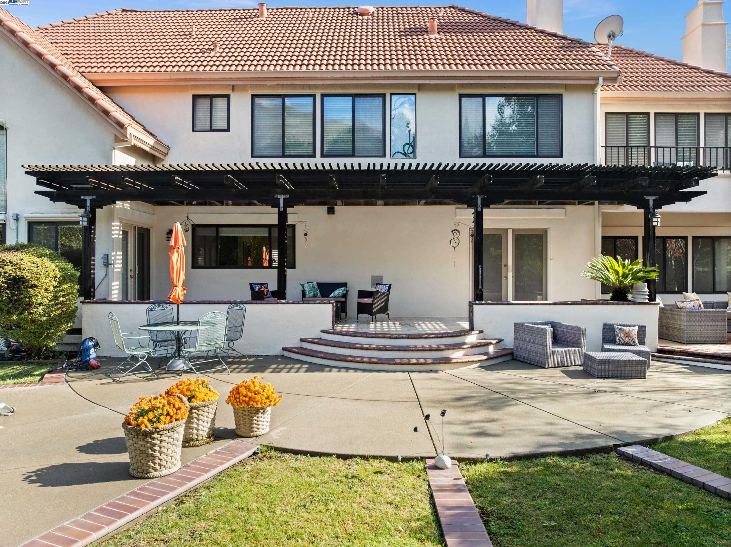 Detail Gallery Image 34 of 41 For 3146 Blackhawk Meadow Dr, Danville,  CA 94506 - 5 Beds | 4 Baths