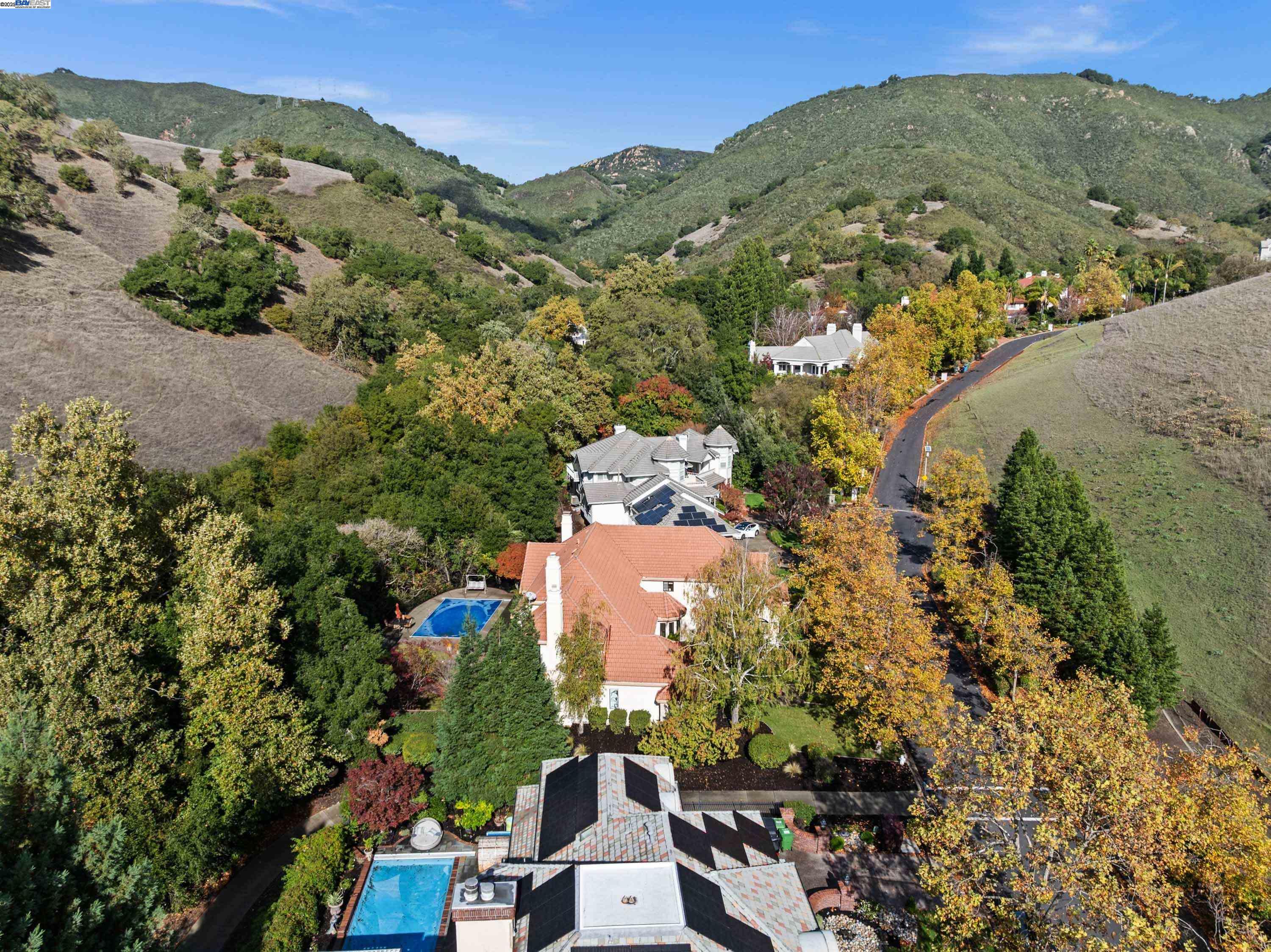 Detail Gallery Image 39 of 41 For 3146 Blackhawk Meadow Dr, Danville,  CA 94506 - 5 Beds | 4 Baths