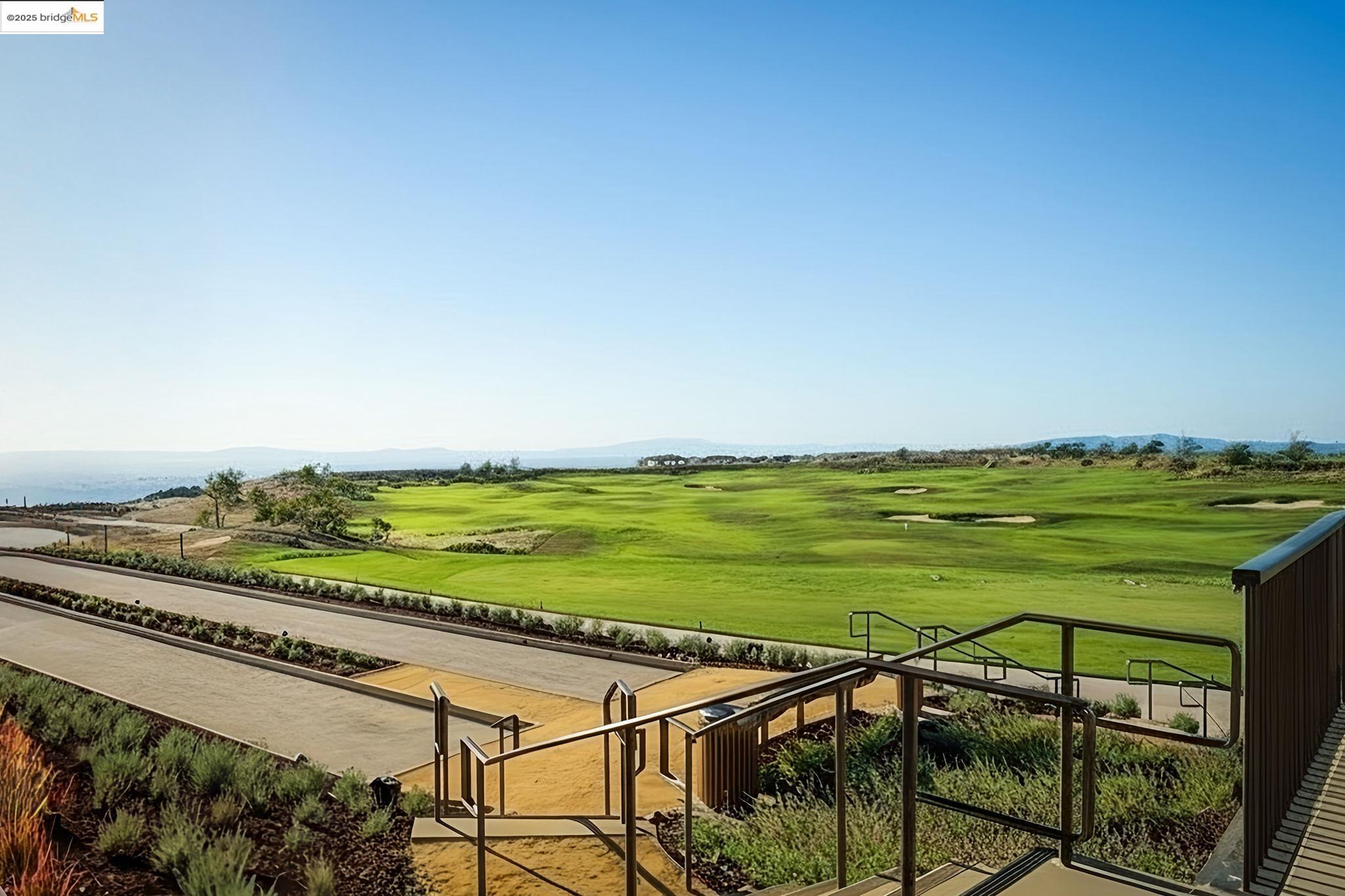 Detail Gallery Image 39 of 46 For 30 Arundel Dr, Hayward,  CA 94542 - 4 Beds | 4 Baths