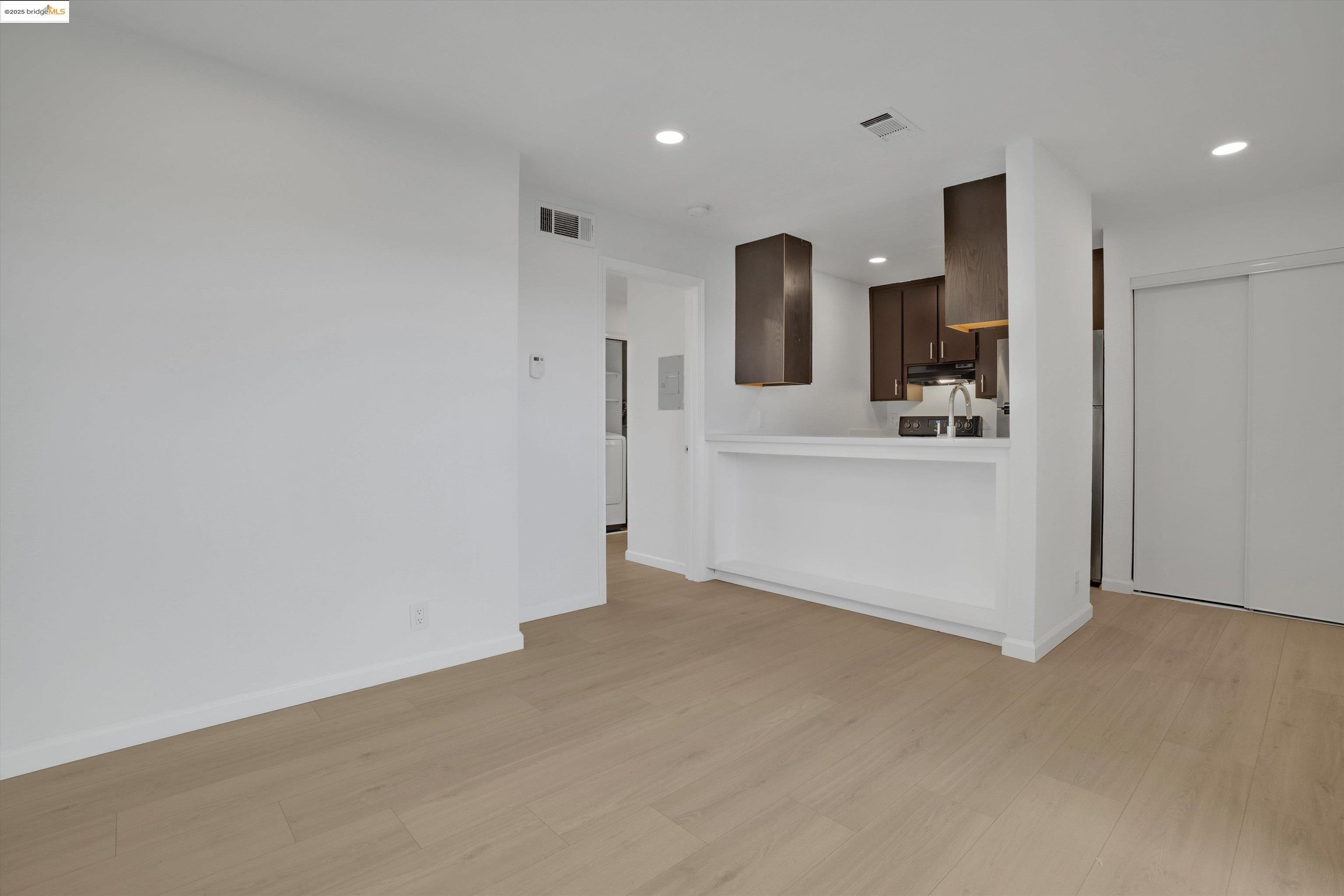 Photo #14: 41117836 Listing: Photo #14