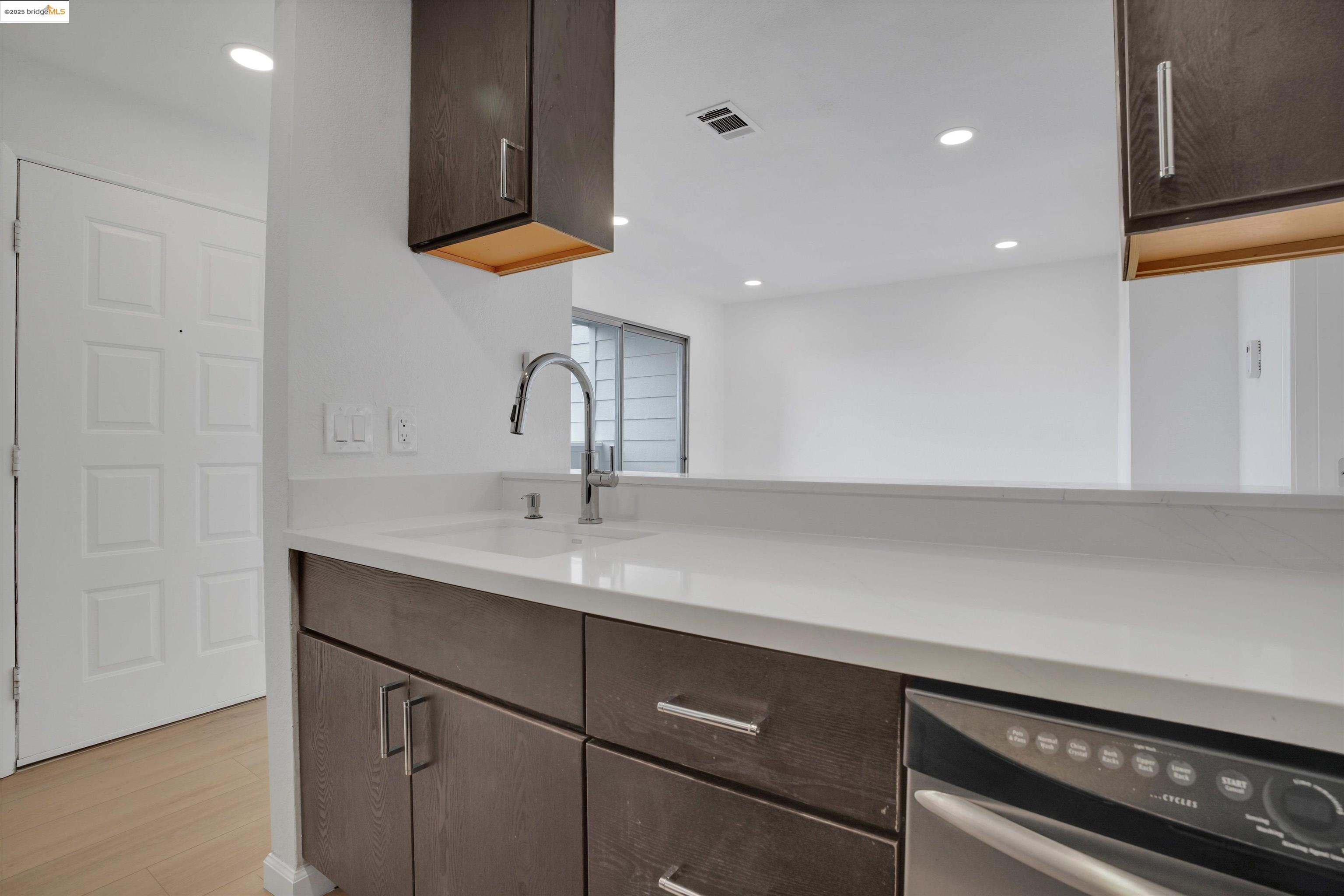 Photo #24: 41117836 Listing: Photo #24