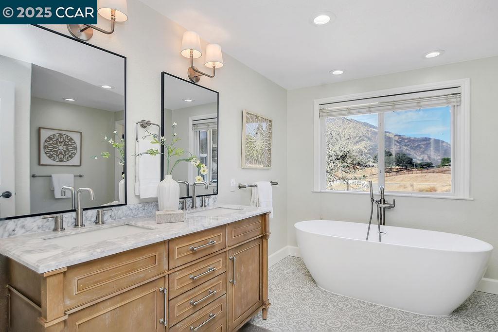 Detail Gallery Image 23 of 58 For 4161 Leon Drive, Clayton,  CA 94517-9702 - 4 Beds | 3 Baths