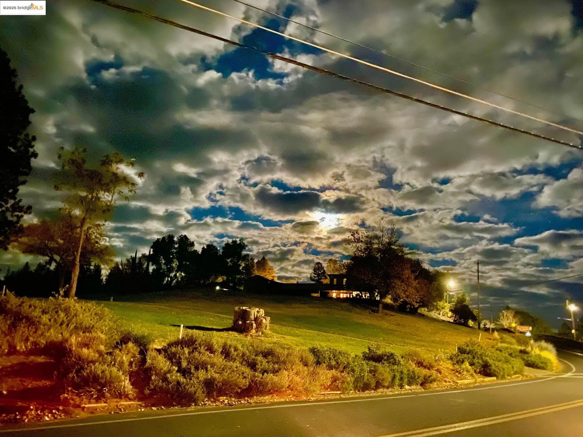 19703 Cottonwood St, Groveland, CA, 95321