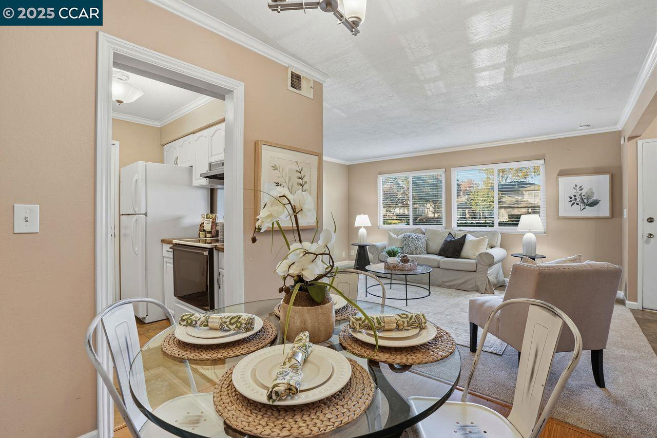 Photo #8: 41118080 Listing: Photo #8