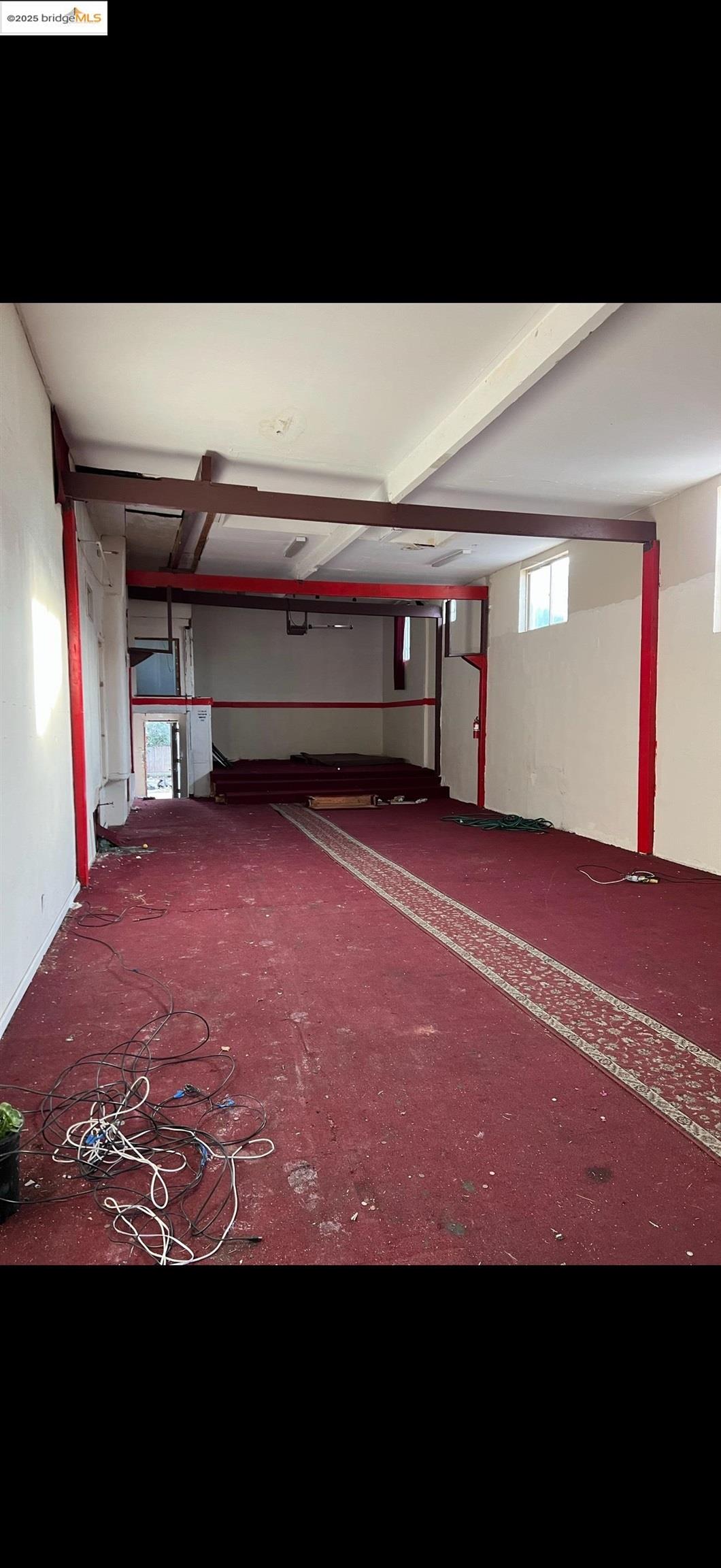 5609 Foothill Blvd, Oakland, CA, 94605