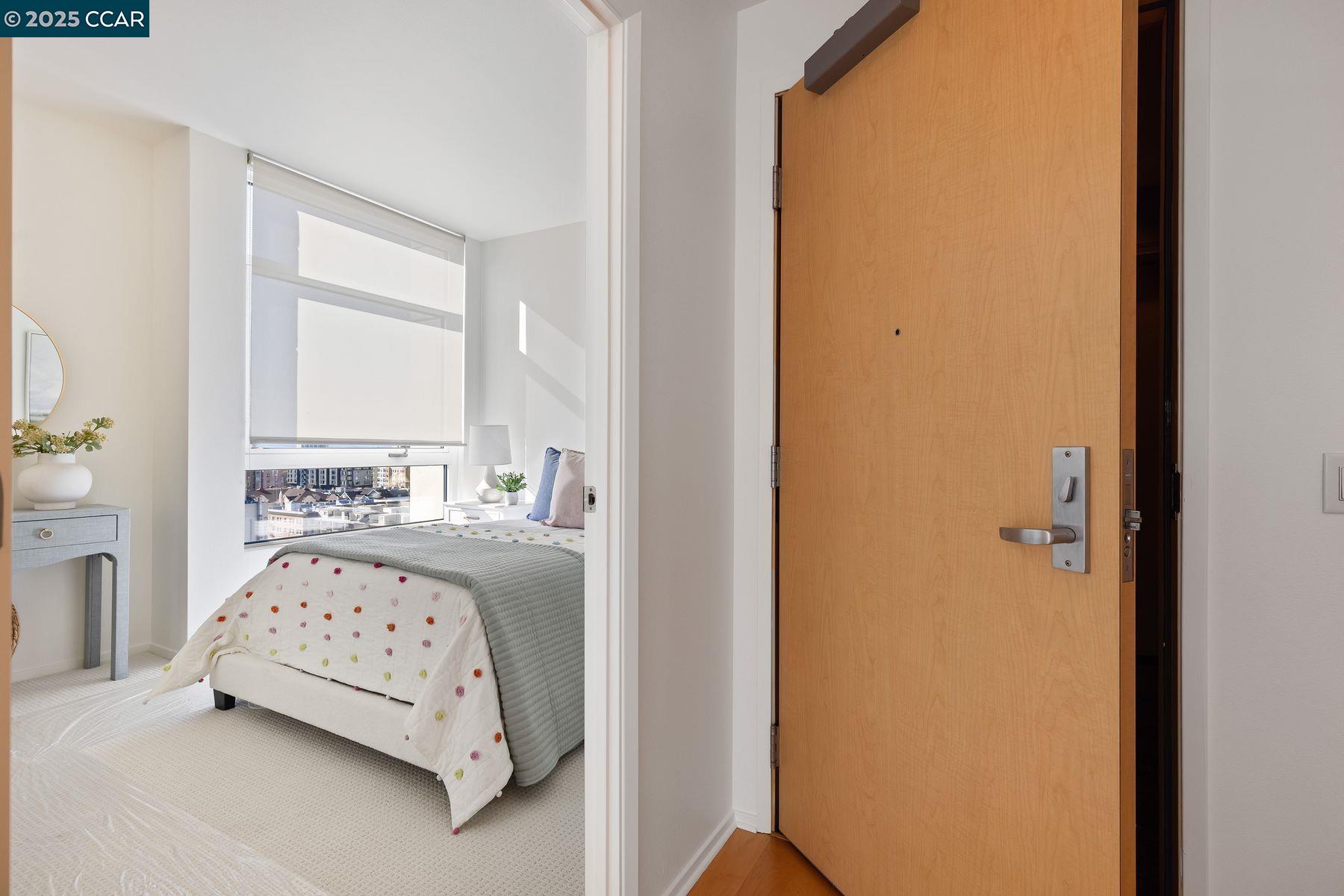 Detail Gallery Image 23 of 35 For 1 Lakeside Dr #1404,  Oakland,  CA 94612 - 2 Beds | 2 Baths