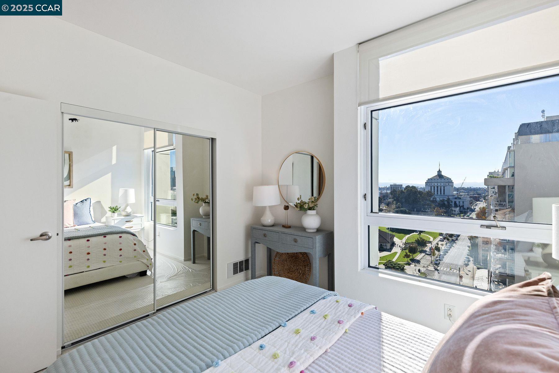 Detail Gallery Image 25 of 35 For 1 Lakeside Dr #1404,  Oakland,  CA 94612 - 2 Beds | 2 Baths