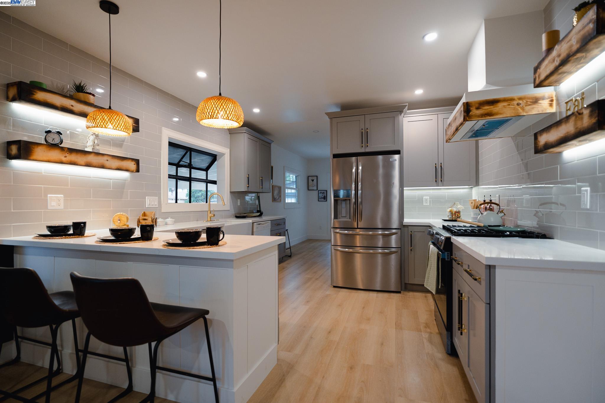 Front Image Thumbnail for BE41118150