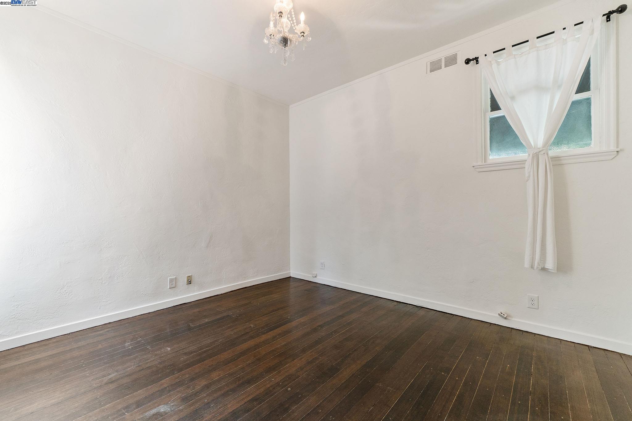1000 Central Ave., Alameda CA 94501 — photo 23