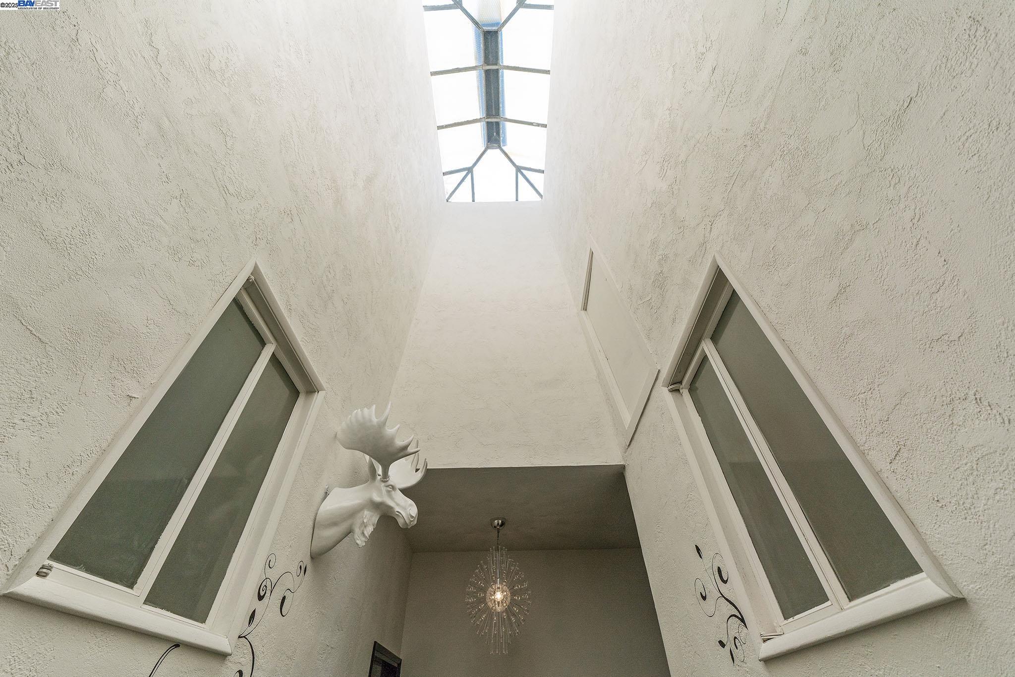 1000 Central Ave., Alameda CA 94501 — photo 10
