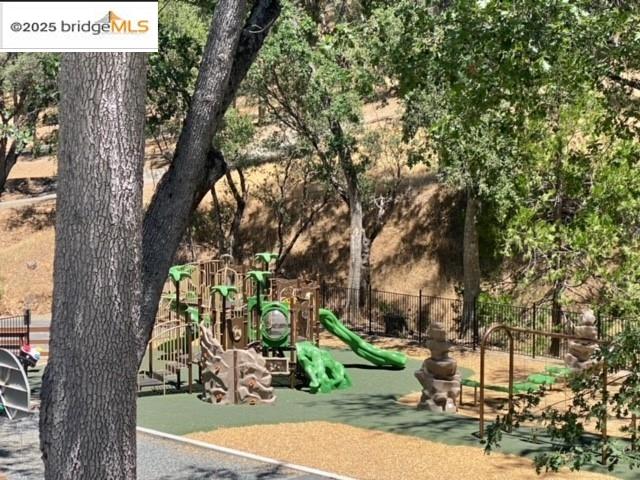 13177 Jackson Mill Drive, Groveland, CA, 95321