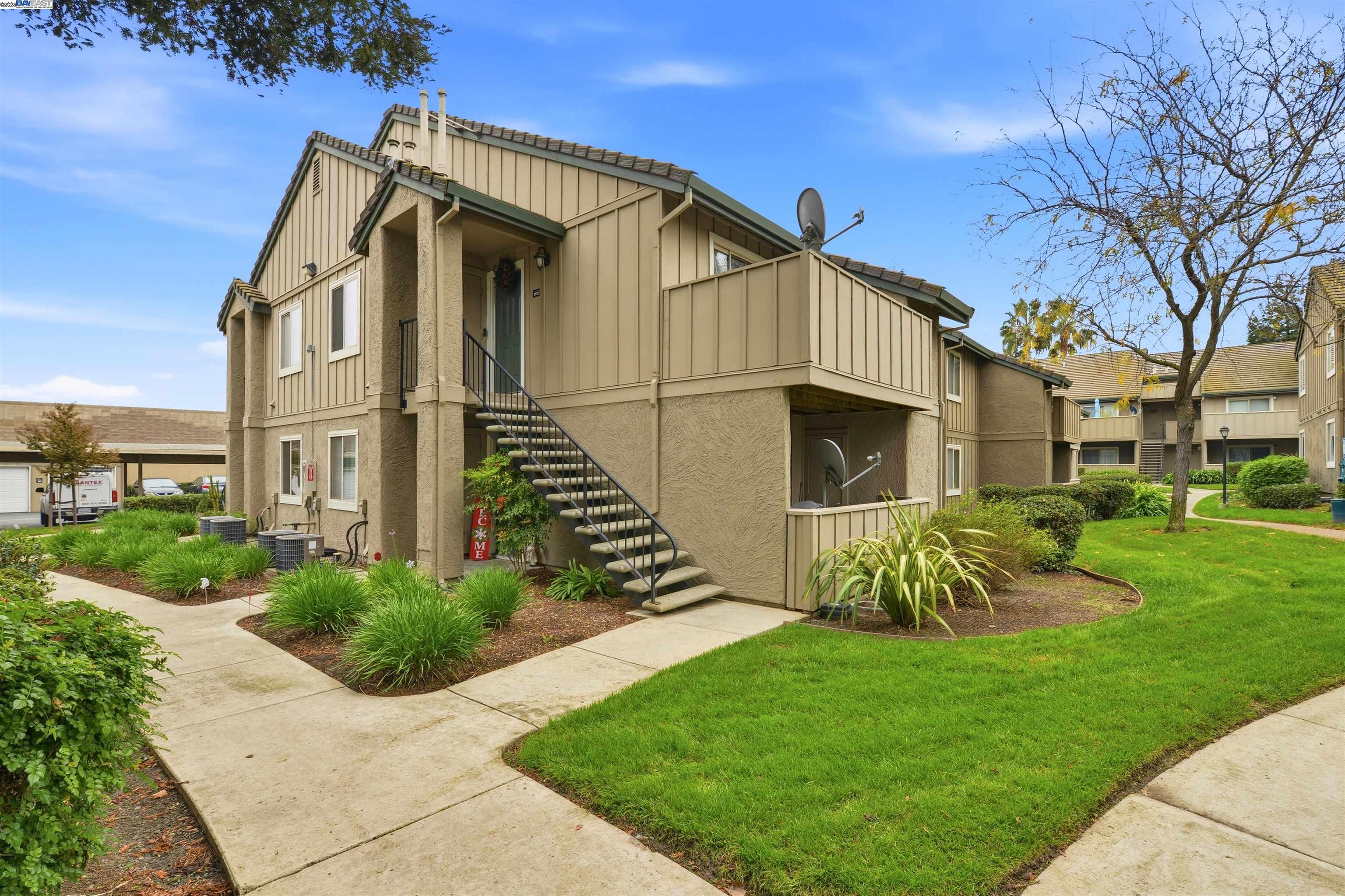 1532 CHANSLOR Avenue UNIT APT T, Richmond, CA, 94801