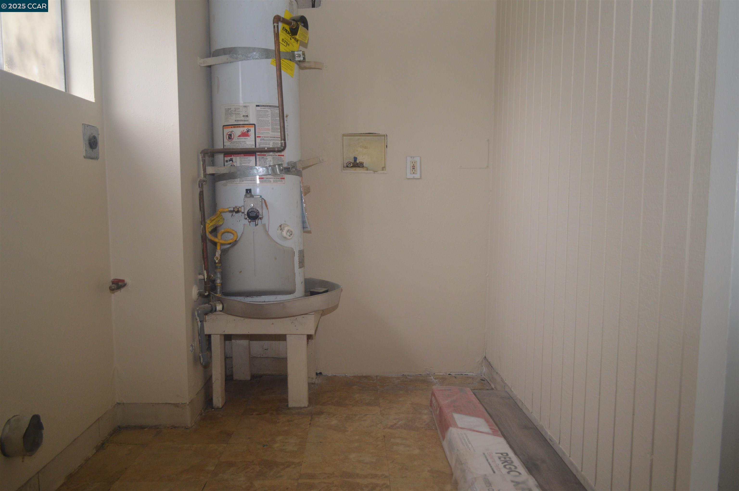 Detail Gallery Image 11 of 20 For 92 Beach Dr, Bay Point,  CA 94565-1407 - 3 Beds | 1 Baths