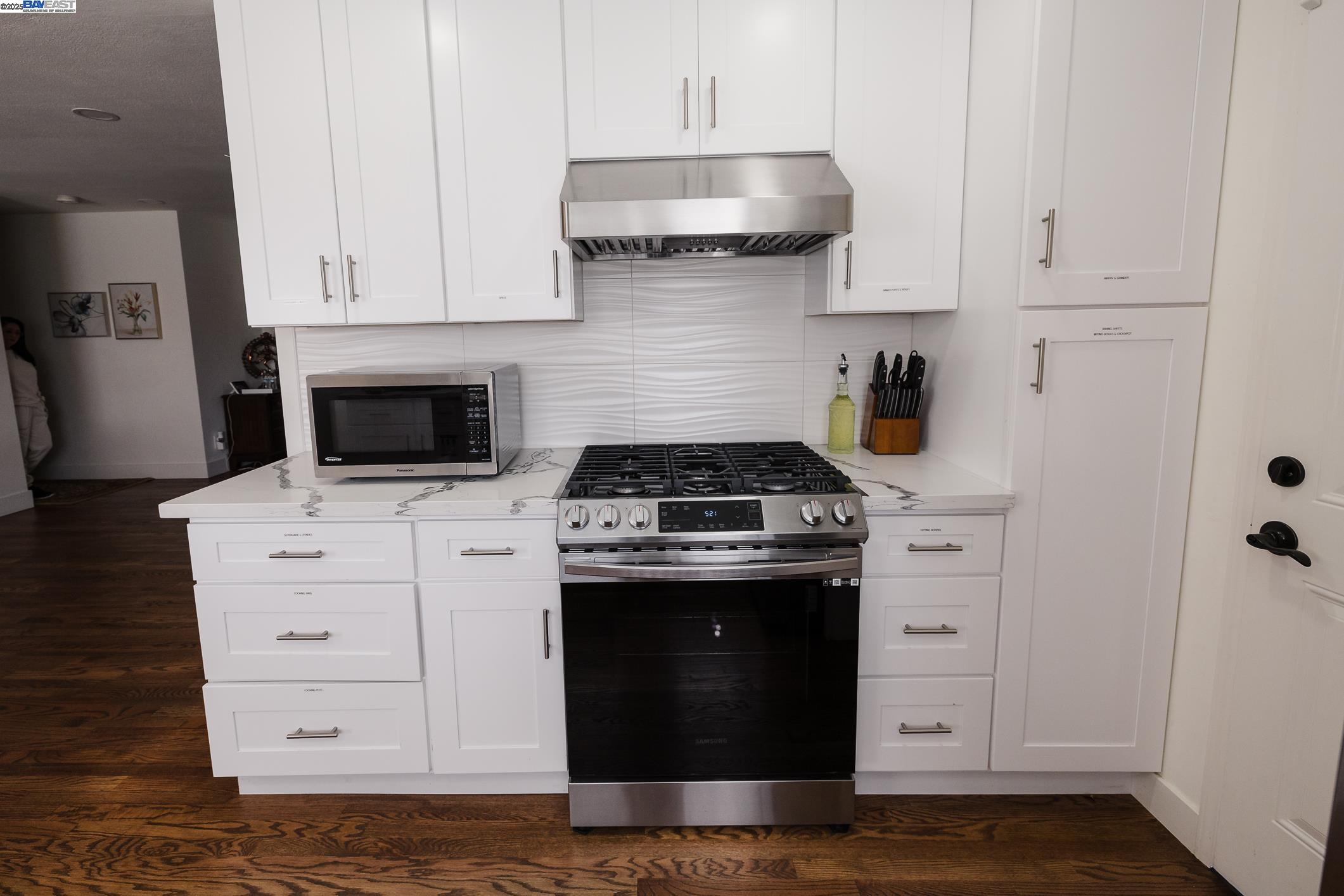 Detail Gallery Image 11 of 60 For 767 Lemos Ave, Salinas,  CA 93901 - 3 Beds | 2 Baths