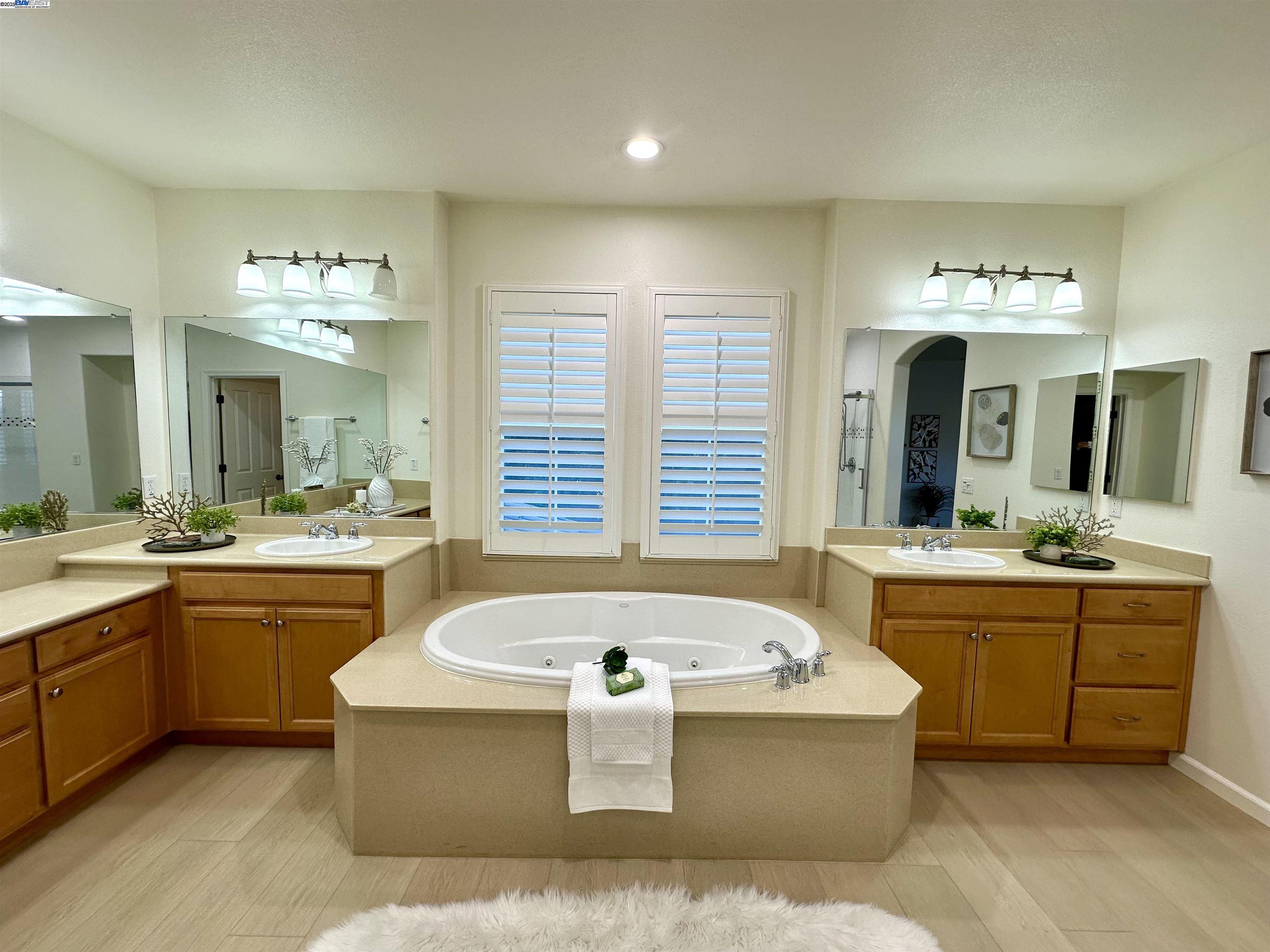 Detail Gallery Image 12 of 49 For 372 S Caballo Street, Mountain House,  CA 95391 - 5 Beds | 3 Baths