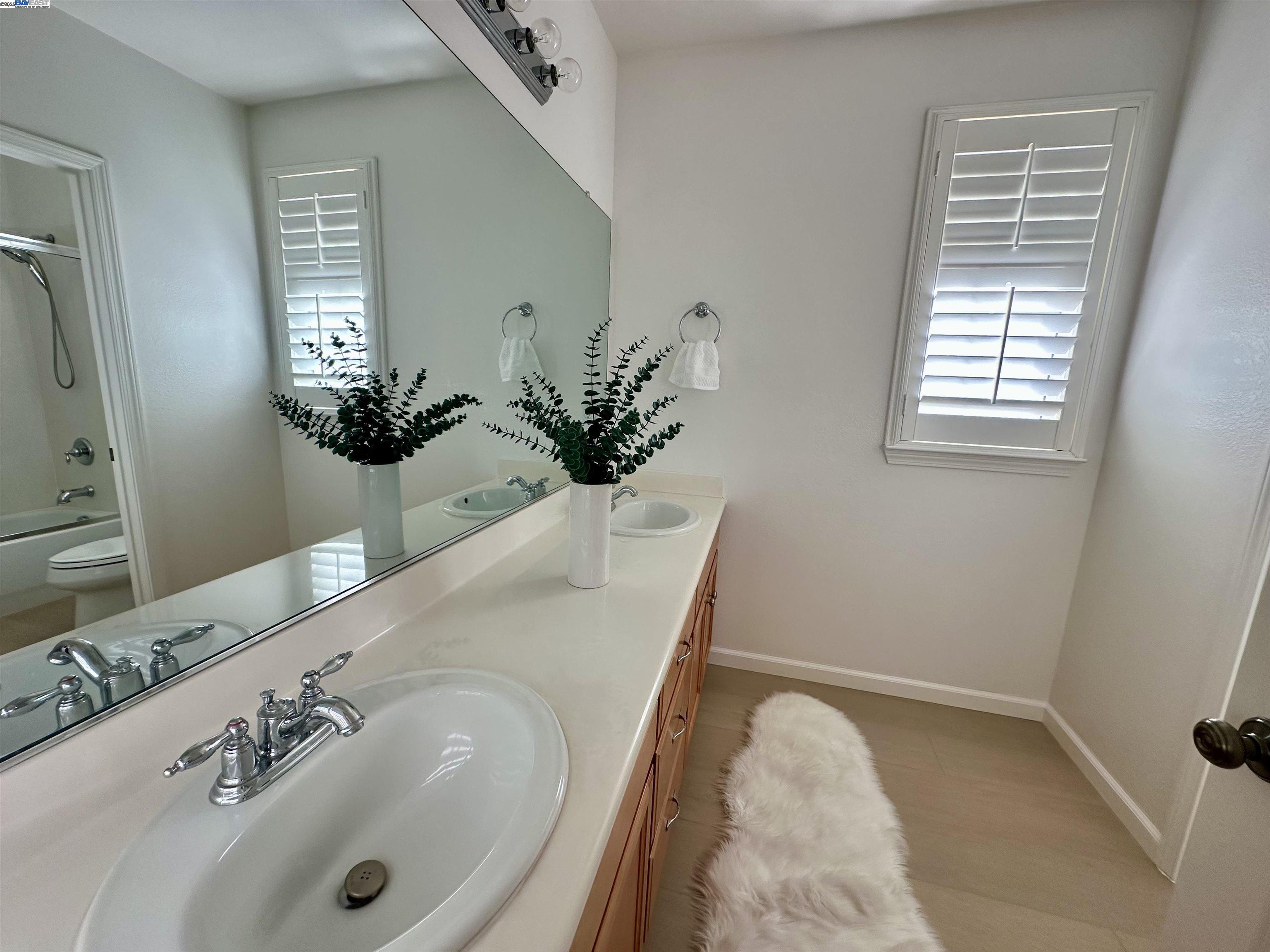 Detail Gallery Image 15 of 49 For 372 S Caballo Street, Mountain House,  CA 95391 - 5 Beds | 3 Baths