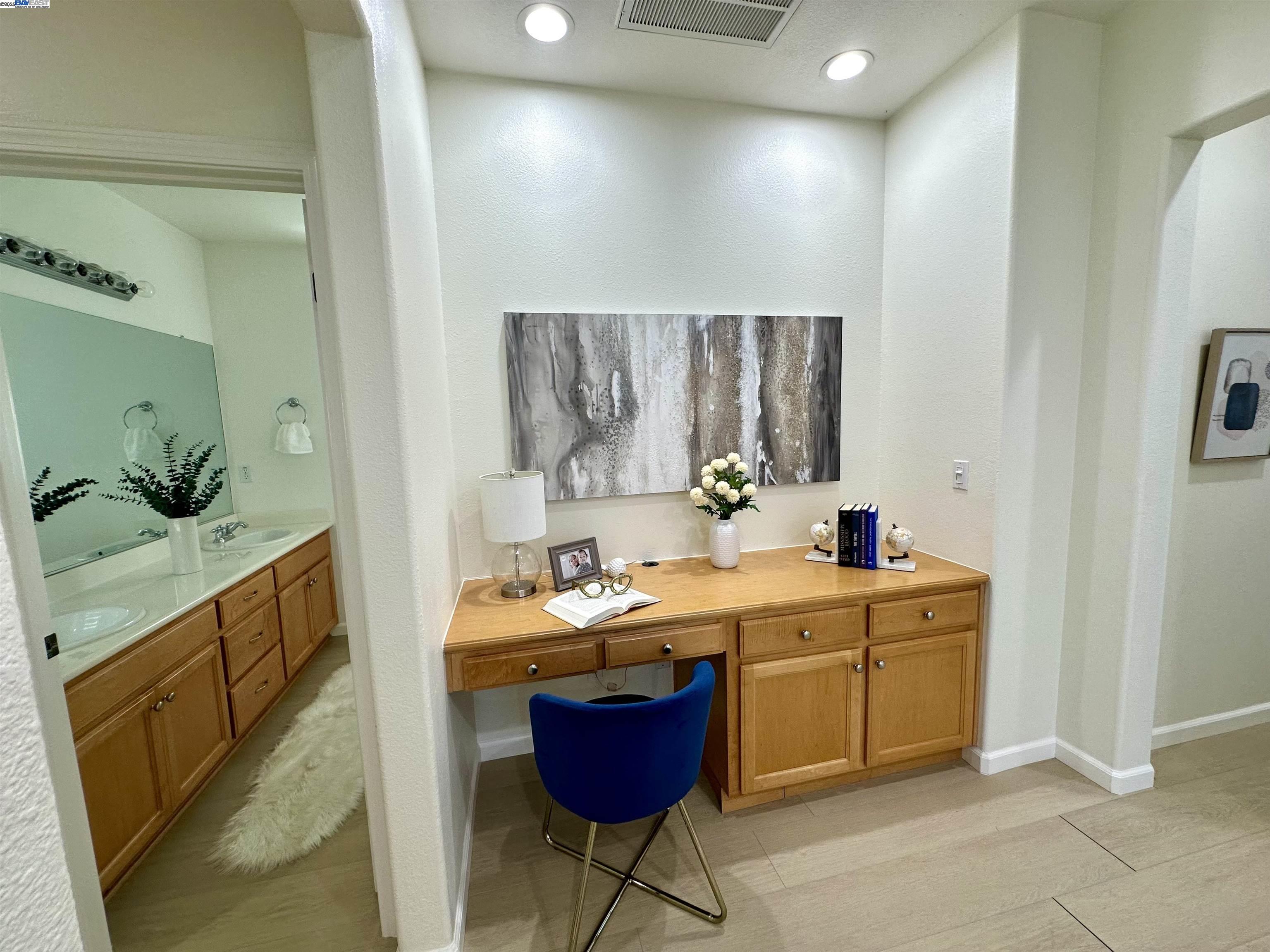 Detail Gallery Image 16 of 49 For 372 S Caballo Street, Mountain House,  CA 95391 - 5 Beds | 3 Baths