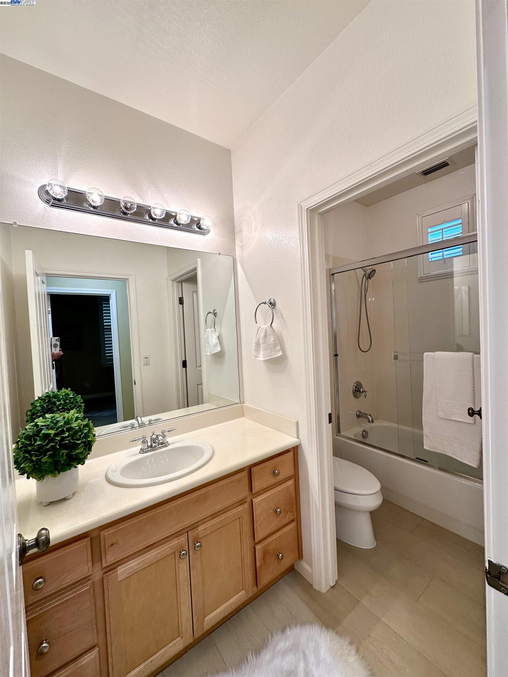 Detail Gallery Image 29 of 49 For 372 S Caballo Street, Mountain House,  CA 95391 - 5 Beds | 3 Baths