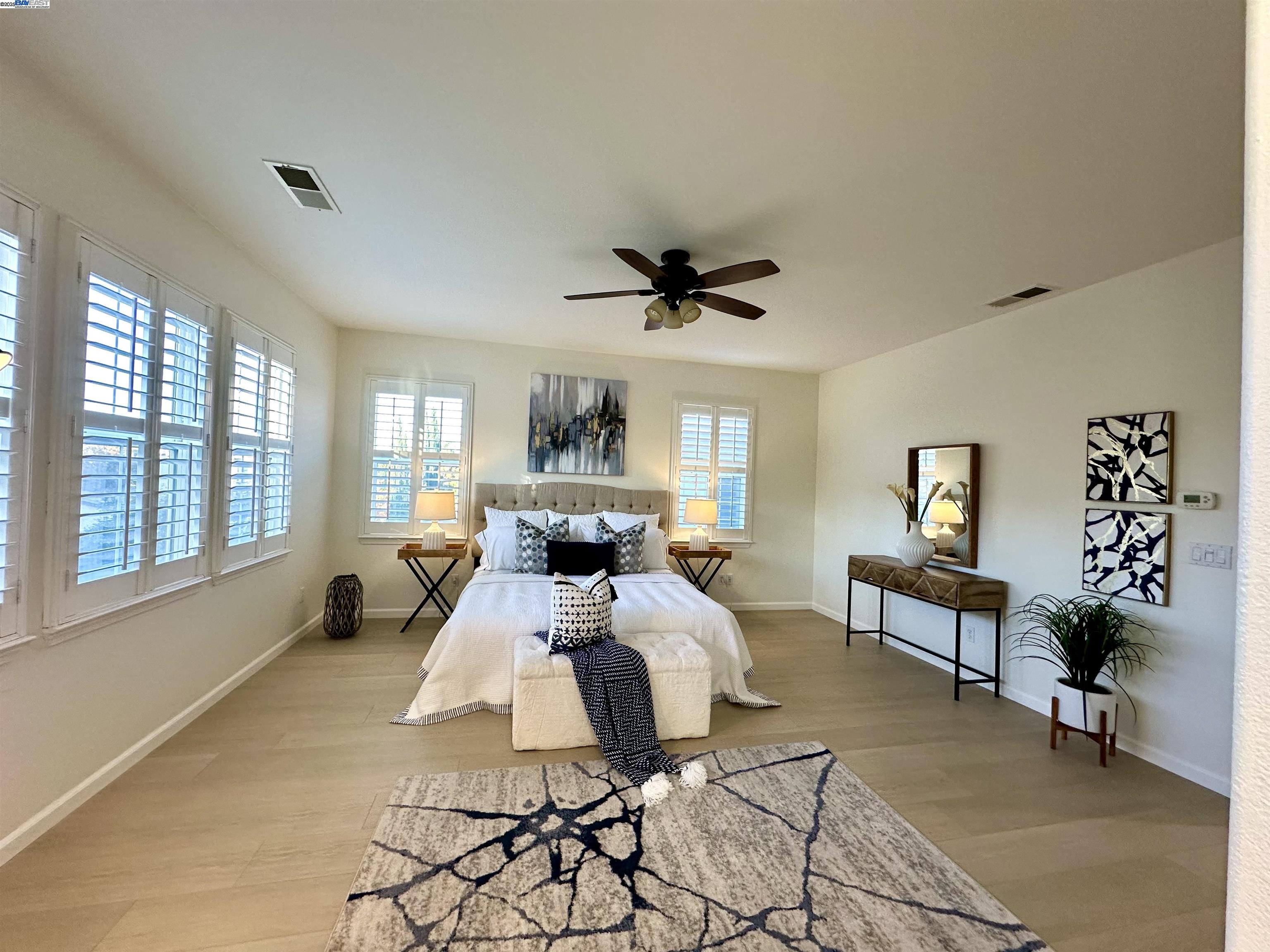 Detail Gallery Image 9 of 49 For 372 S Caballo Street, Mountain House,  CA 95391 - 5 Beds | 3 Baths