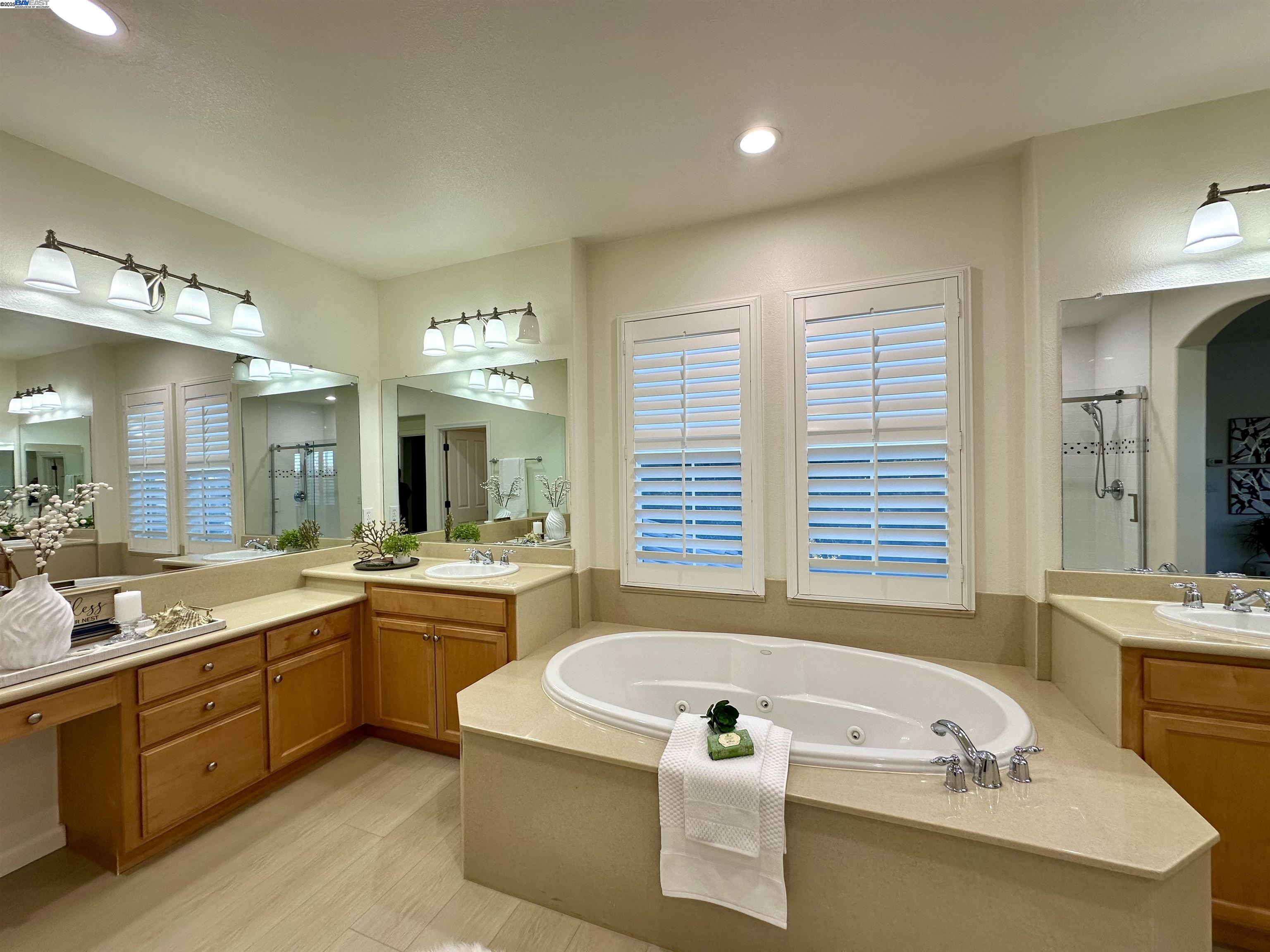 Detail Gallery Image 10 of 49 For 372 S Caballo Street, Mountain House,  CA 95391 - 5 Beds | 3 Baths