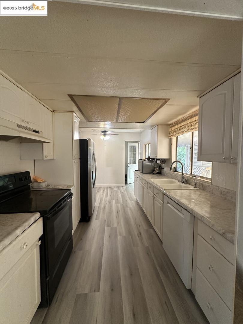 30 Calle Susana, Elk Grove CA 95624 — photo 7