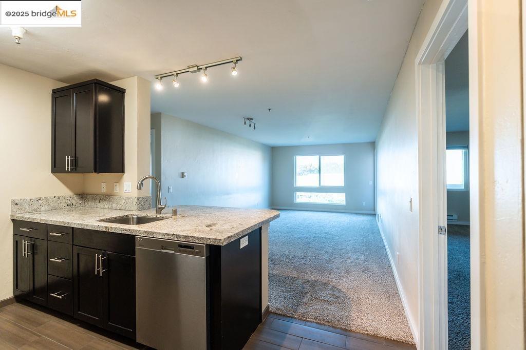 Photo #4: 41118431 Listing: Photo #4