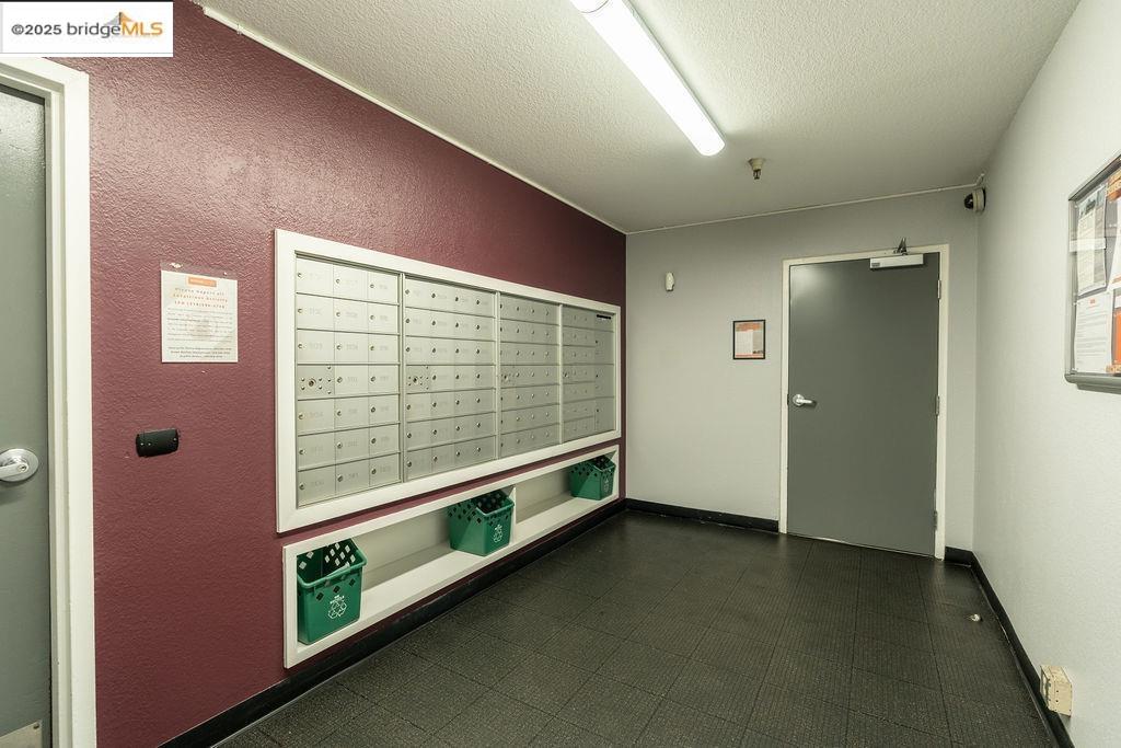 Detail Gallery Image 41 of 41 For 6400 Christie Ave #3213,  Emeryville,  CA 94608 - 2 Beds | 2 Baths