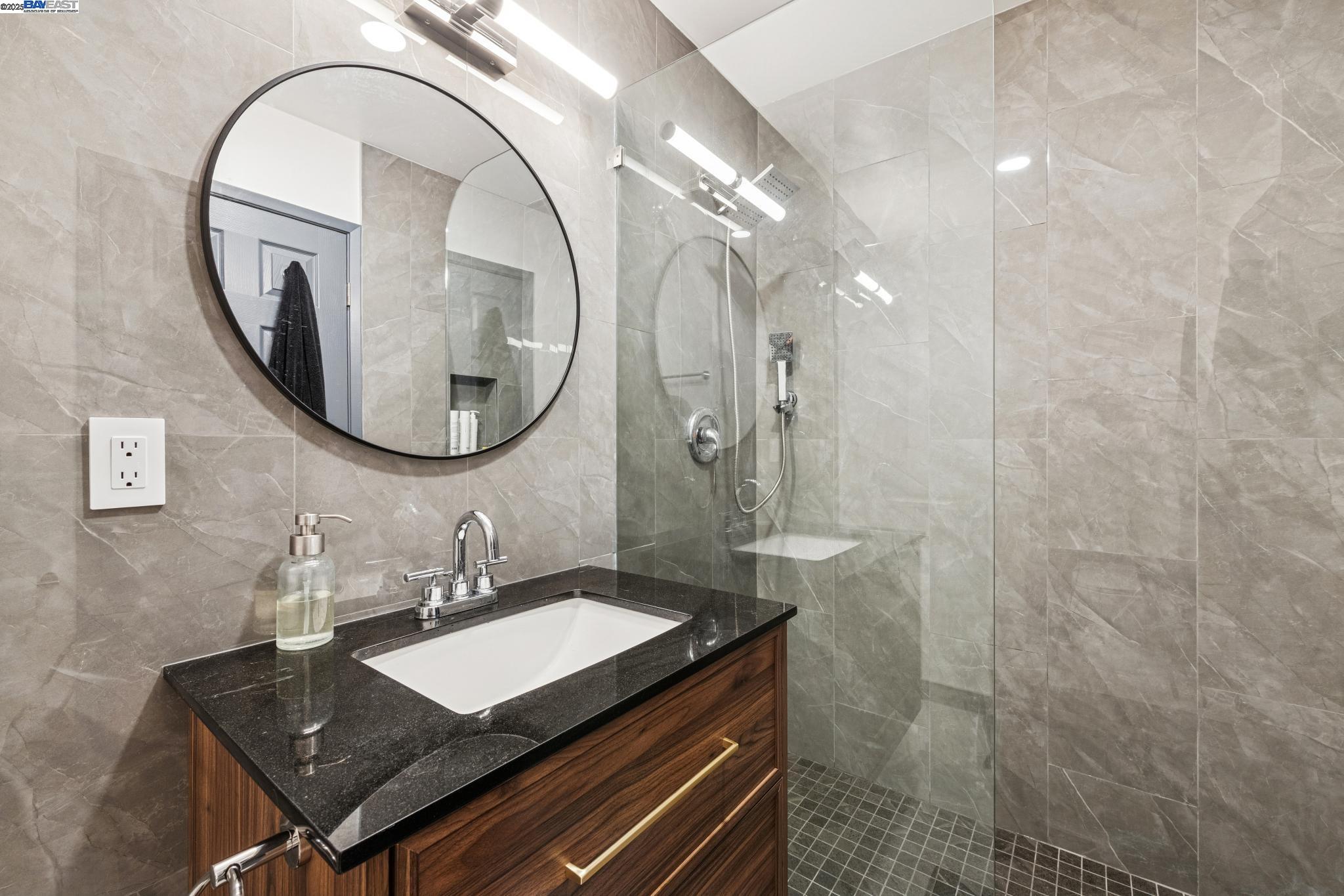 Photo #9: 41118458 Listing: Photo #9