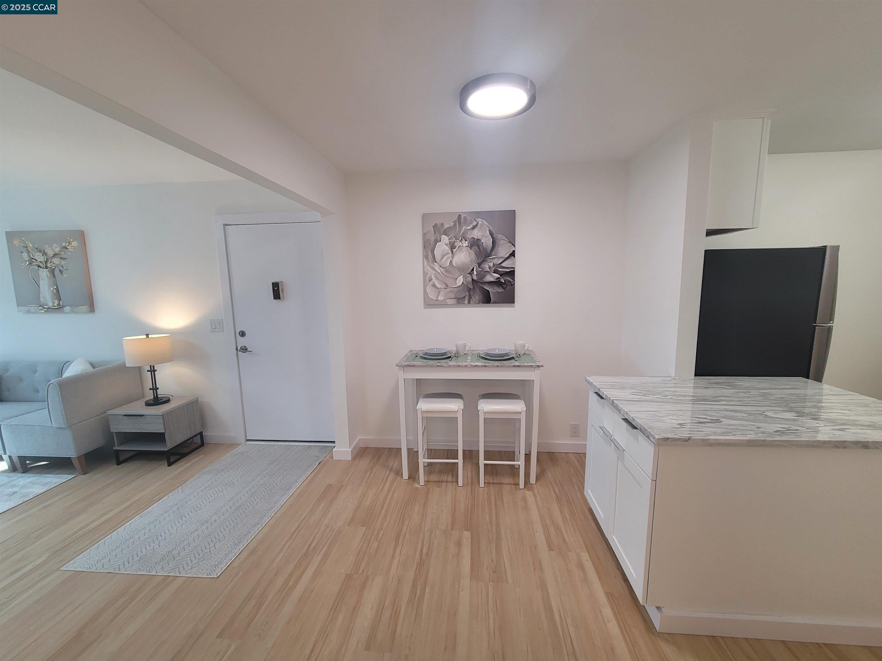 Detail Gallery Image 21 of 59 For 375 Camelback Rd #23,  Pleasant Hill,  CA 94523 - 2 Beds | 1 Baths