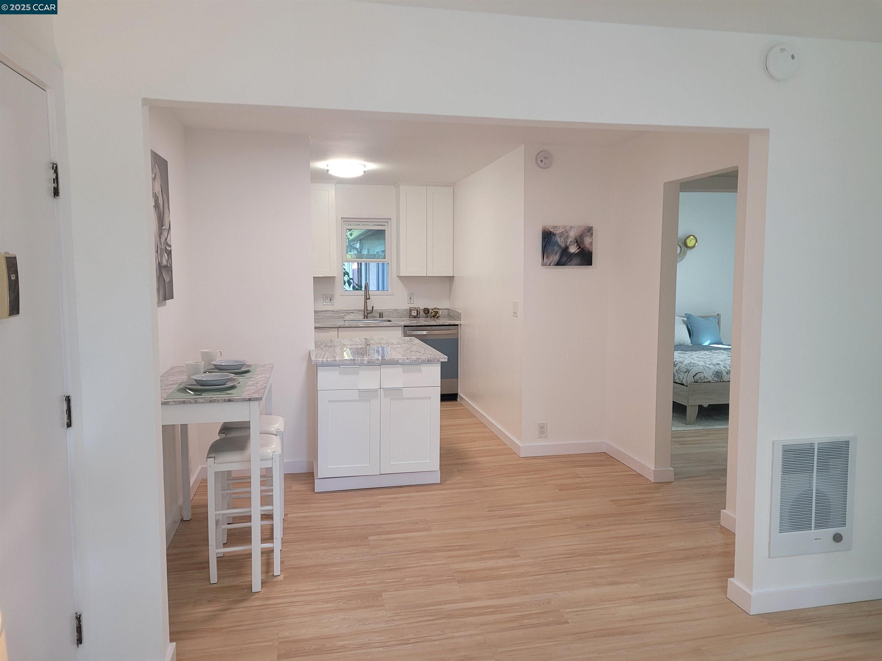 Photo #34: 41118467 Listing: Photo #34