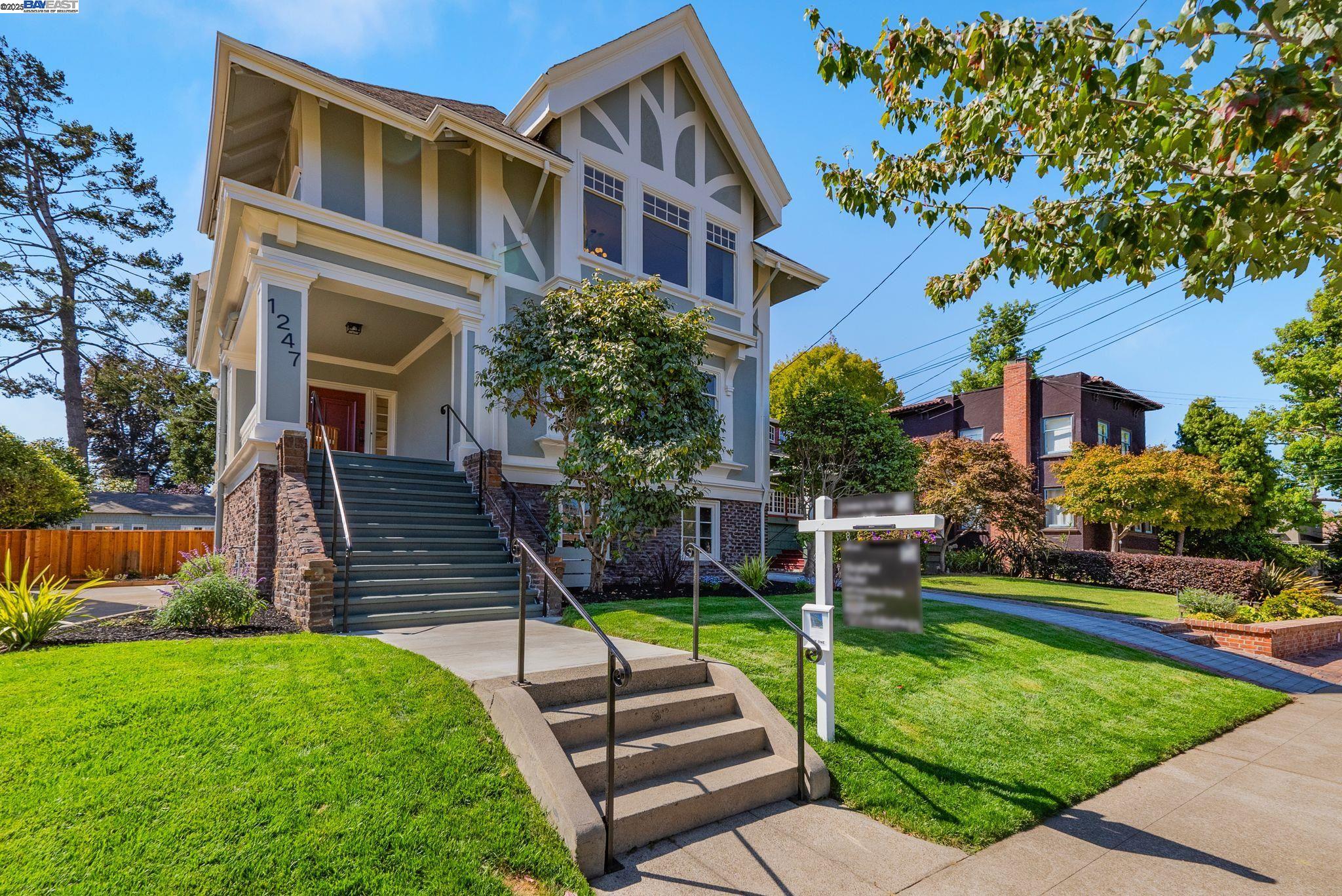 Front Image Thumbnail for BE41118476