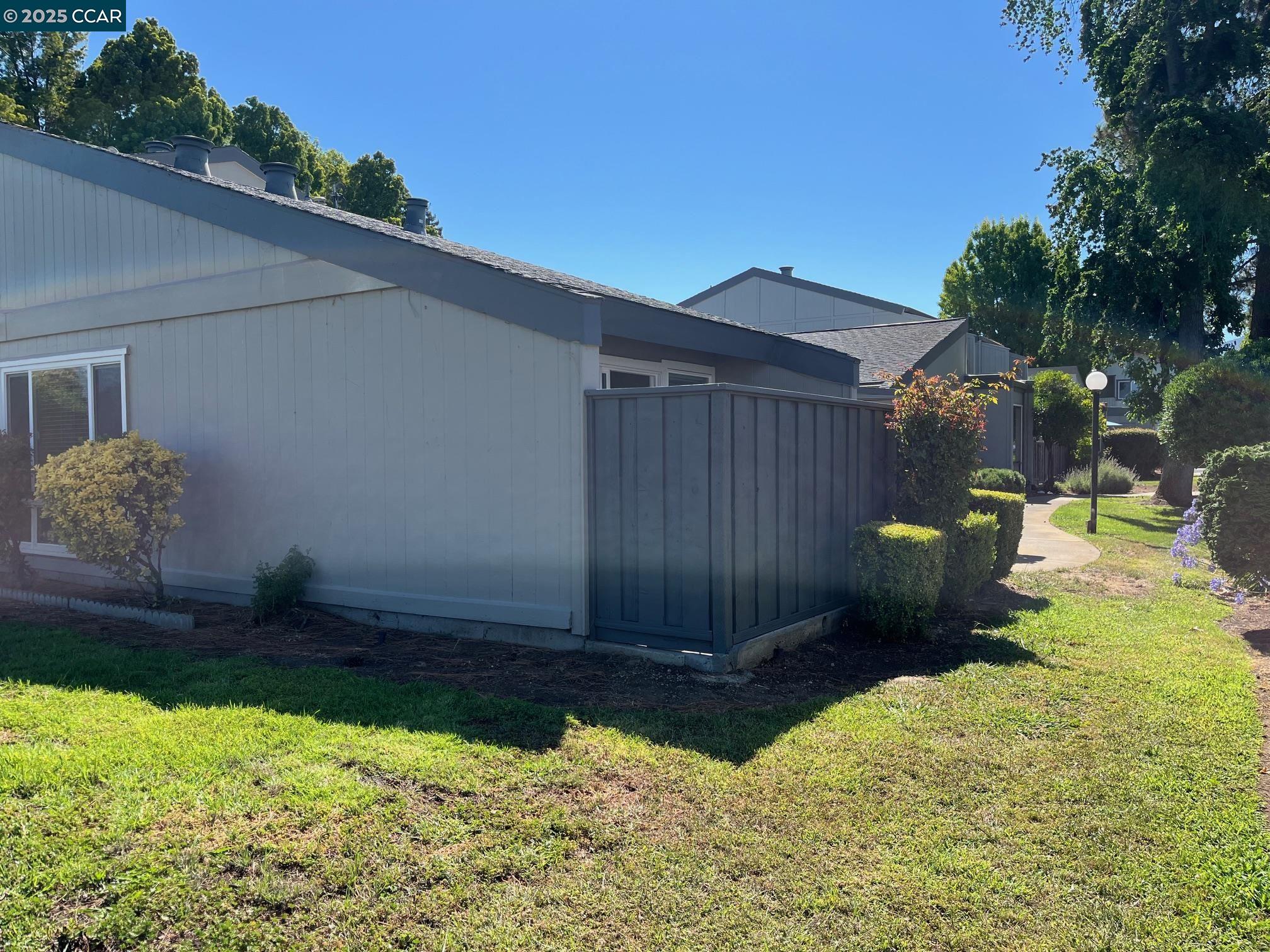 Photo #14: 41118483 Listing: Photo #14