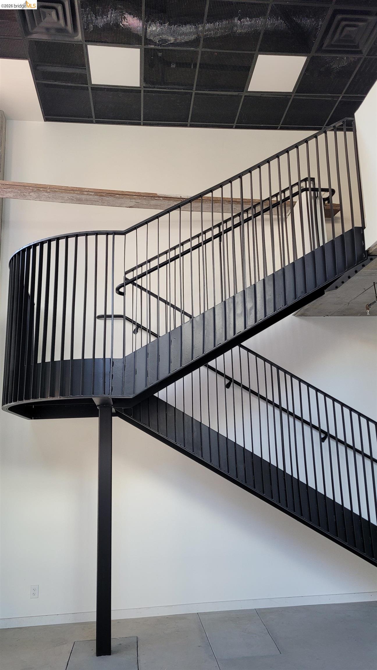 Detail Gallery Image 7 of 20 For 899 Clay St, Oakland,  CA 94607 - – Beds | – Baths